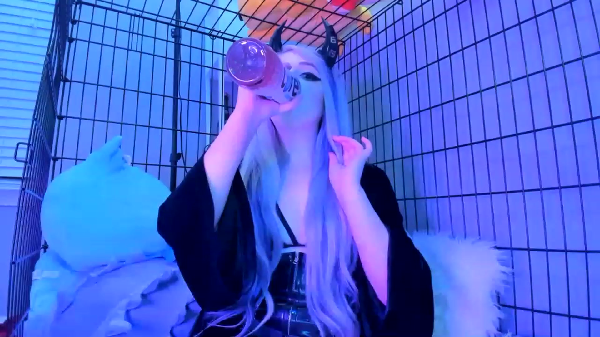 Gallery image thumbnail from DarcyNycole's myfreecams stream on, 06/23/2023, 07:28 image 14 of 20