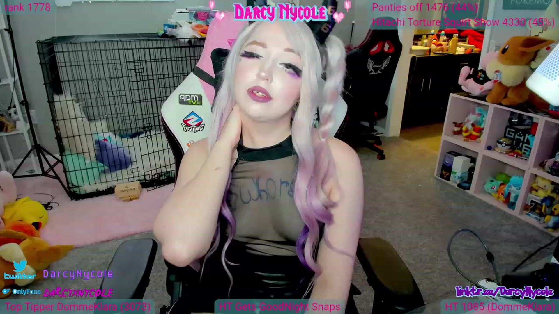 Gallery image thumbnail from DarcyNycole's myfreecams stream on, 06/25/2023, 08:53 image 3 of 20