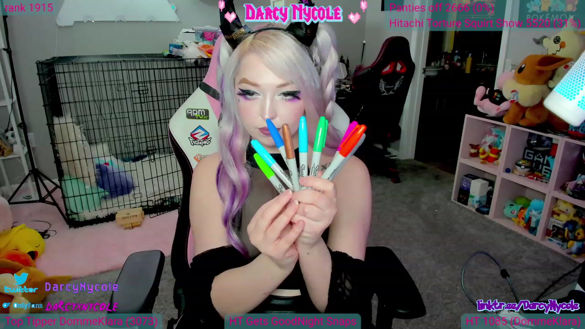 Gallery image thumbnail from DarcyNycole's myfreecams stream on, 06/25/2023, 08:53 image 1 of 20