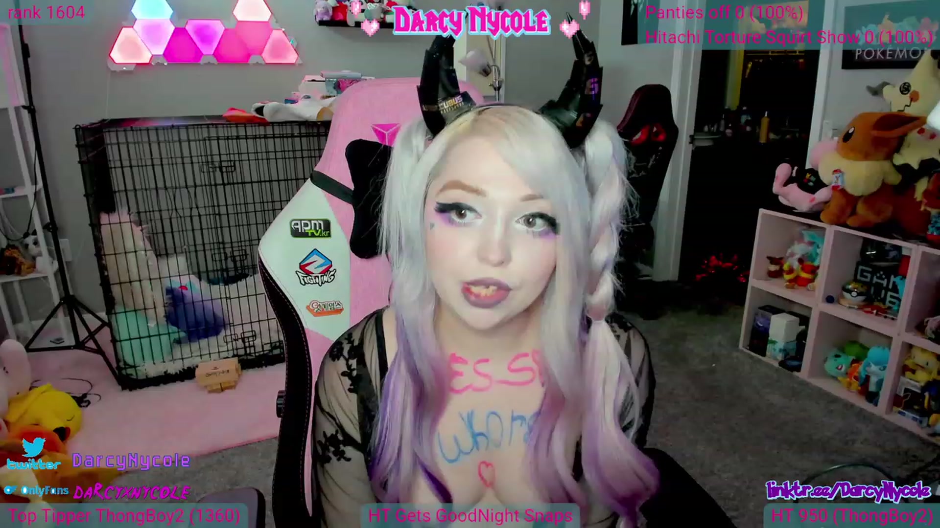 Gallery image thumbnail from DarcyNycole's myfreecams stream on, 06/25/2023, 09:13 image 9 of 20