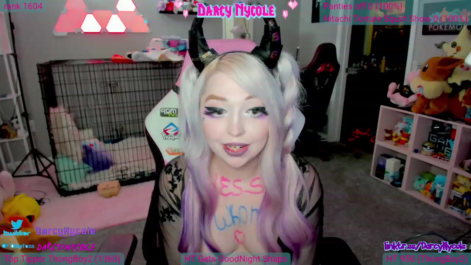 Gallery image thumbnail from DarcyNycole's myfreecams stream on, 06/25/2023, 09:13 image 11 of 20