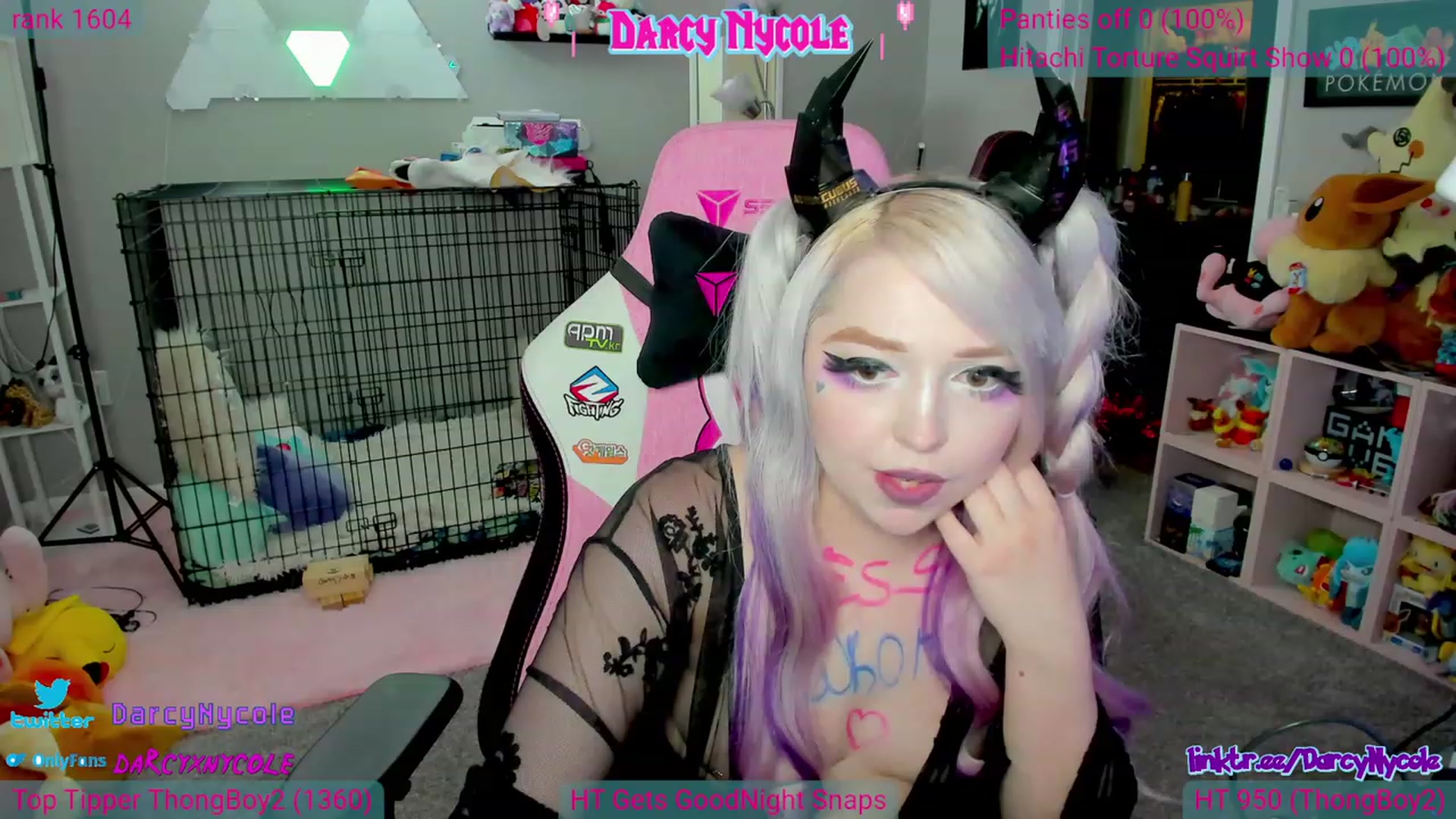 Gallery image thumbnail from DarcyNycole's myfreecams stream on, 06/25/2023, 09:13 image 16 of 20