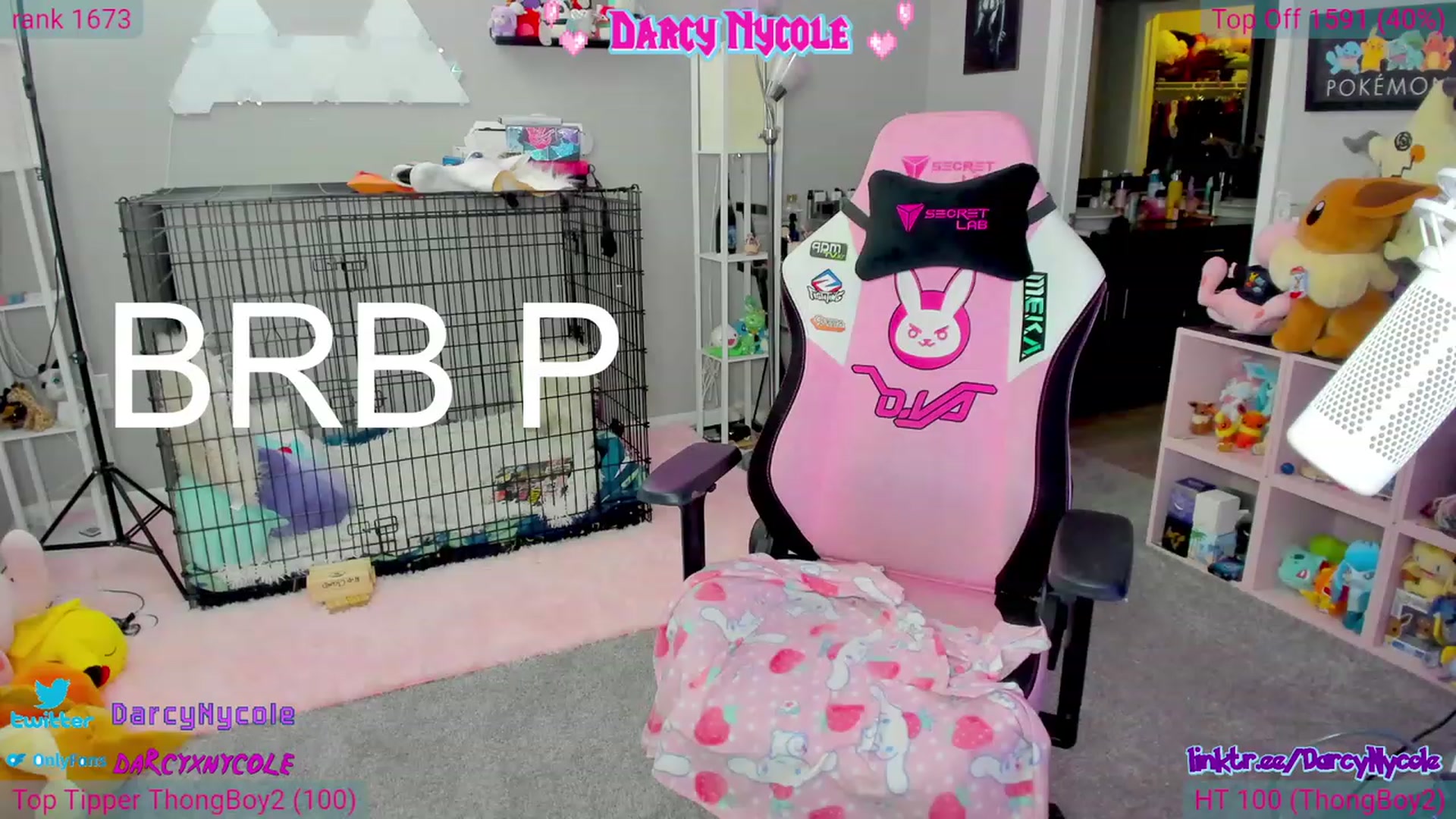 Gallery image thumbnail from DarcyNycole's myfreecams stream on, 06/27/2023, 07:45 image 10 of 20