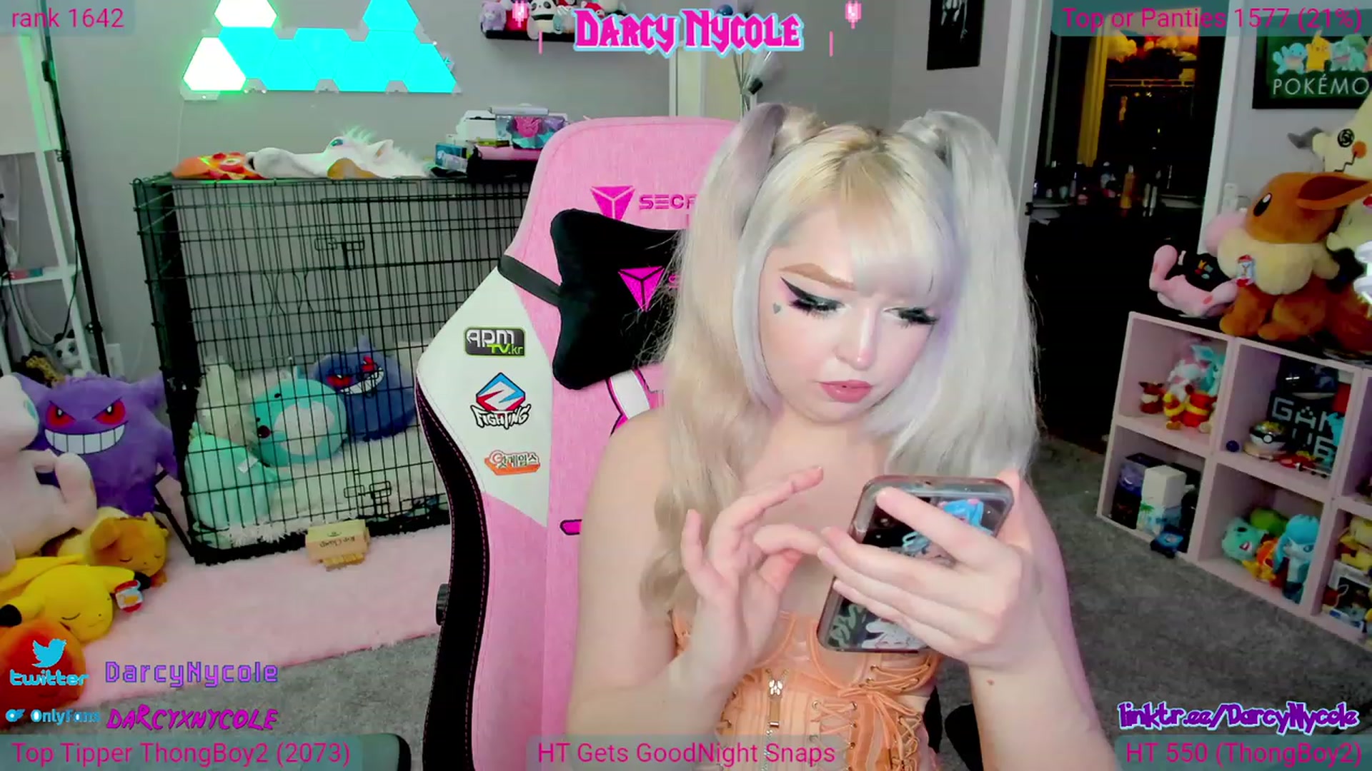Gallery image thumbnail from DarcyNycole's myfreecams stream on, 06/29/2023, 06:59 image 13 of 20