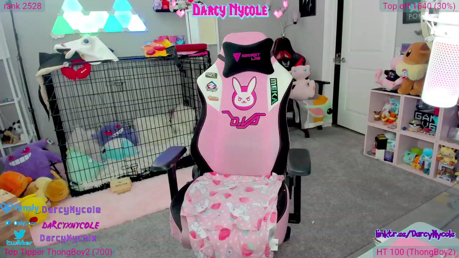Gallery image thumbnail from DarcyNycole's myfreecams stream on, 07/21/2023, 05:34 image 18 of 20