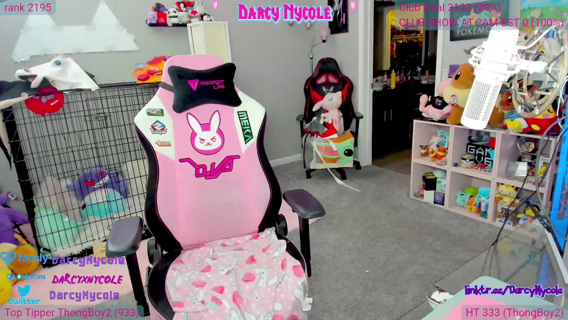 Gallery image thumbnail from DarcyNycole's myfreecams stream on, 07/22/2023, 07:00 image 2 of 20