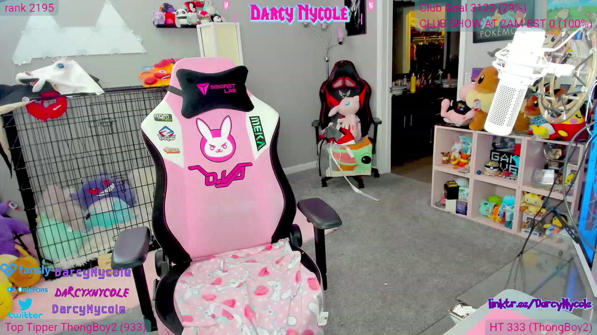 Gallery image thumbnail from DarcyNycole's myfreecams stream on, 07/22/2023, 07:00 image 5 of 20