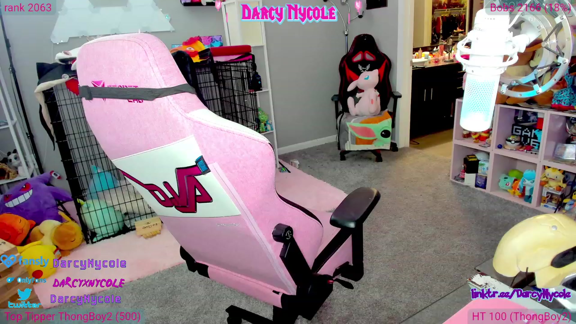 Gallery image thumbnail from DarcyNycole's myfreecams stream on, 07/27/2023, 06:15 image 15 of 20