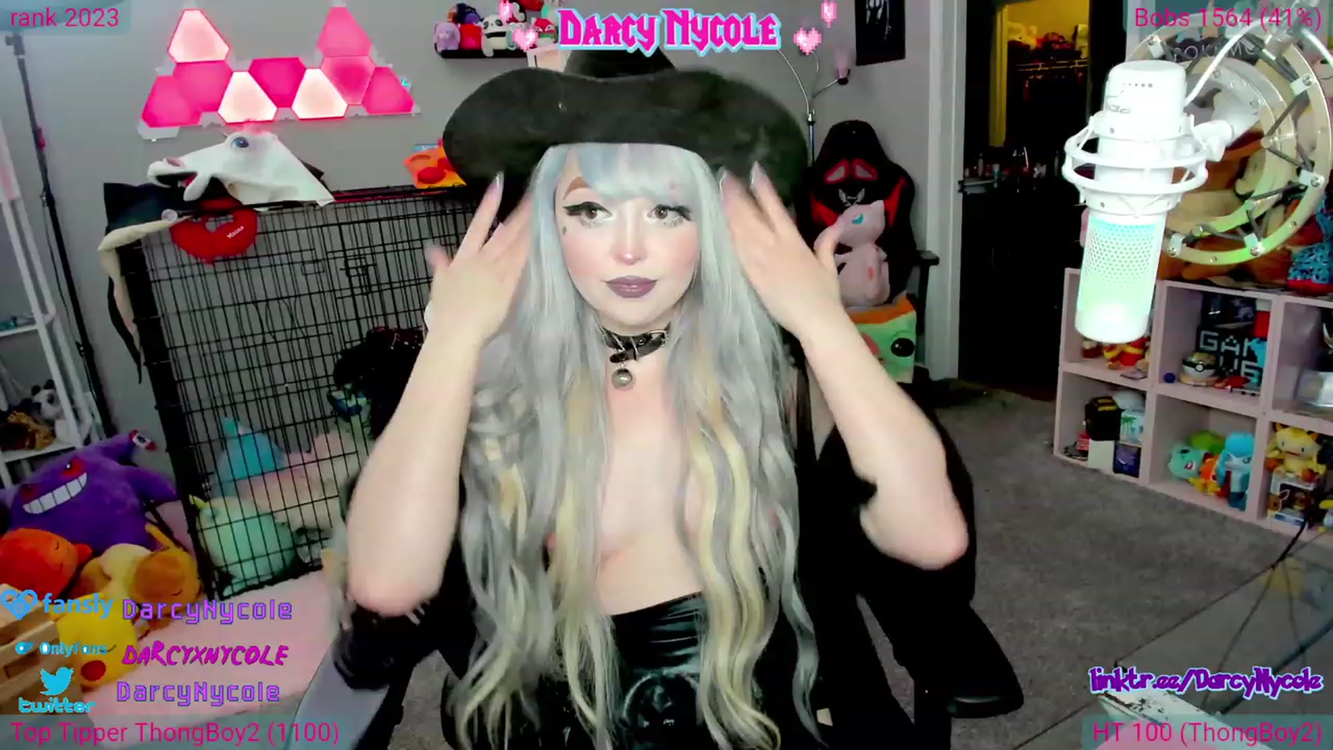 Gallery image thumbnail from DarcyNycole's myfreecams stream on, 07/27/2023, 07:55 image 13 of 20