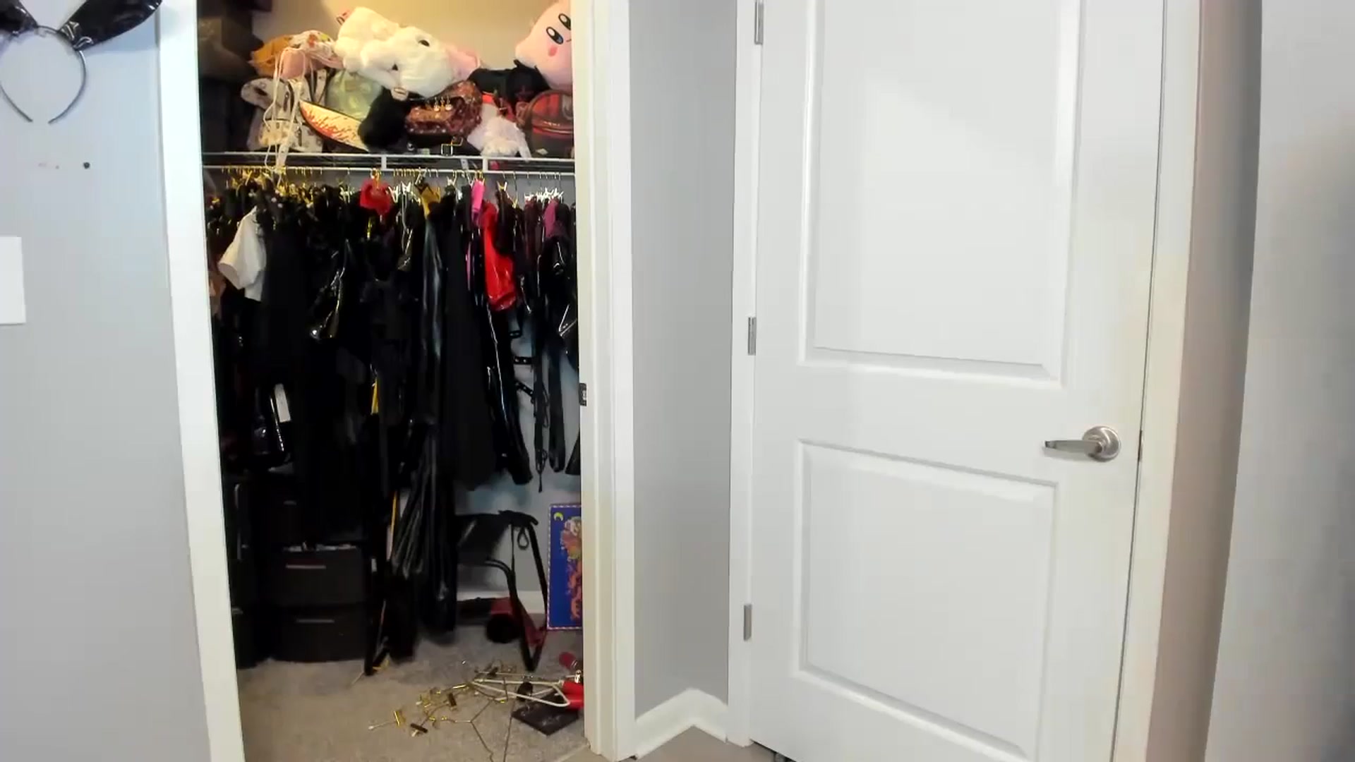 Gallery image thumbnail from DarcyNycole's myfreecams stream on, 08/26/2023, 08:20 image 18 of 20
