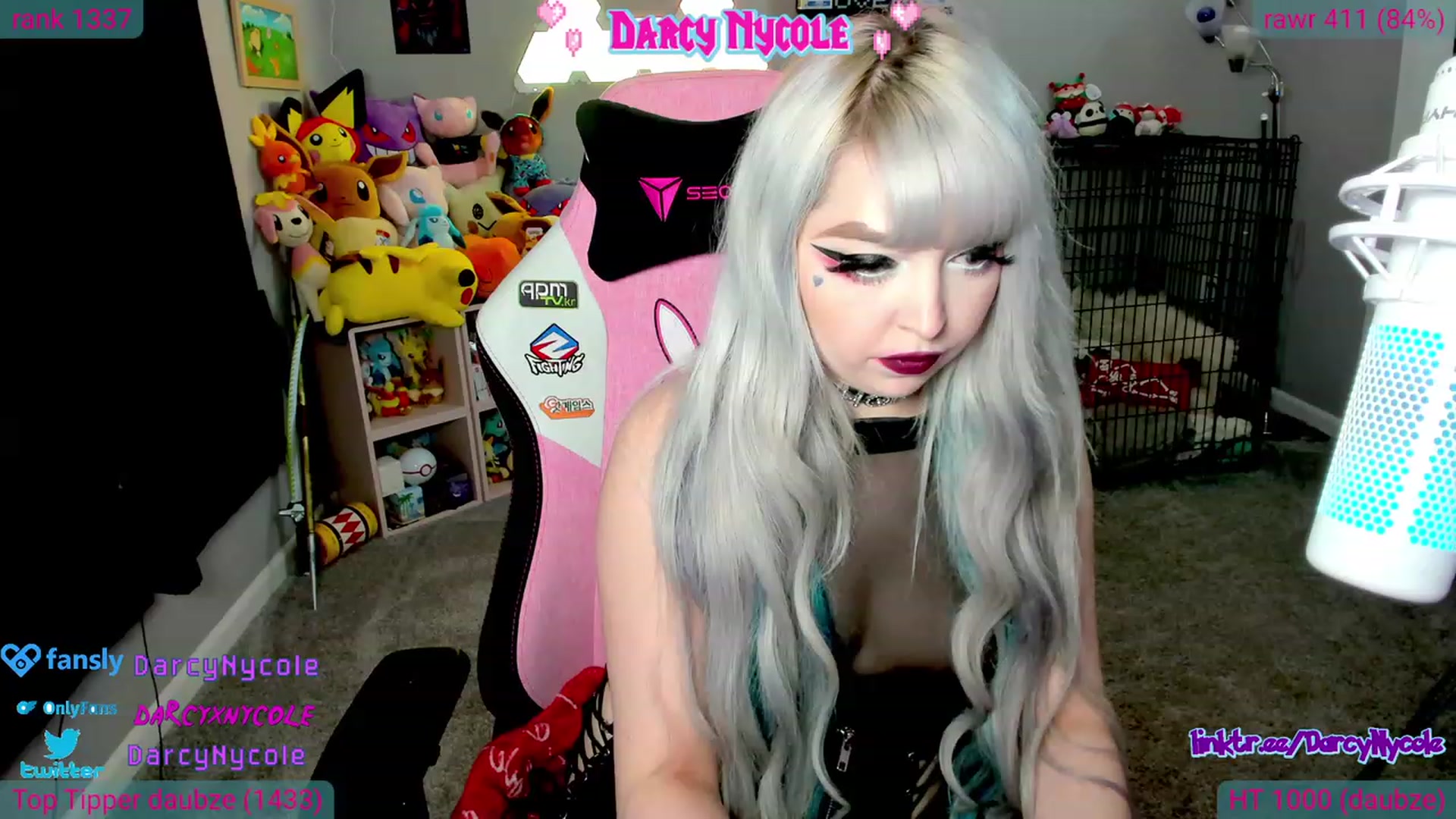 Gallery image thumbnail from DarcyNycole's myfreecams stream on, 09/04/2023, 02:58 image 3 of 20