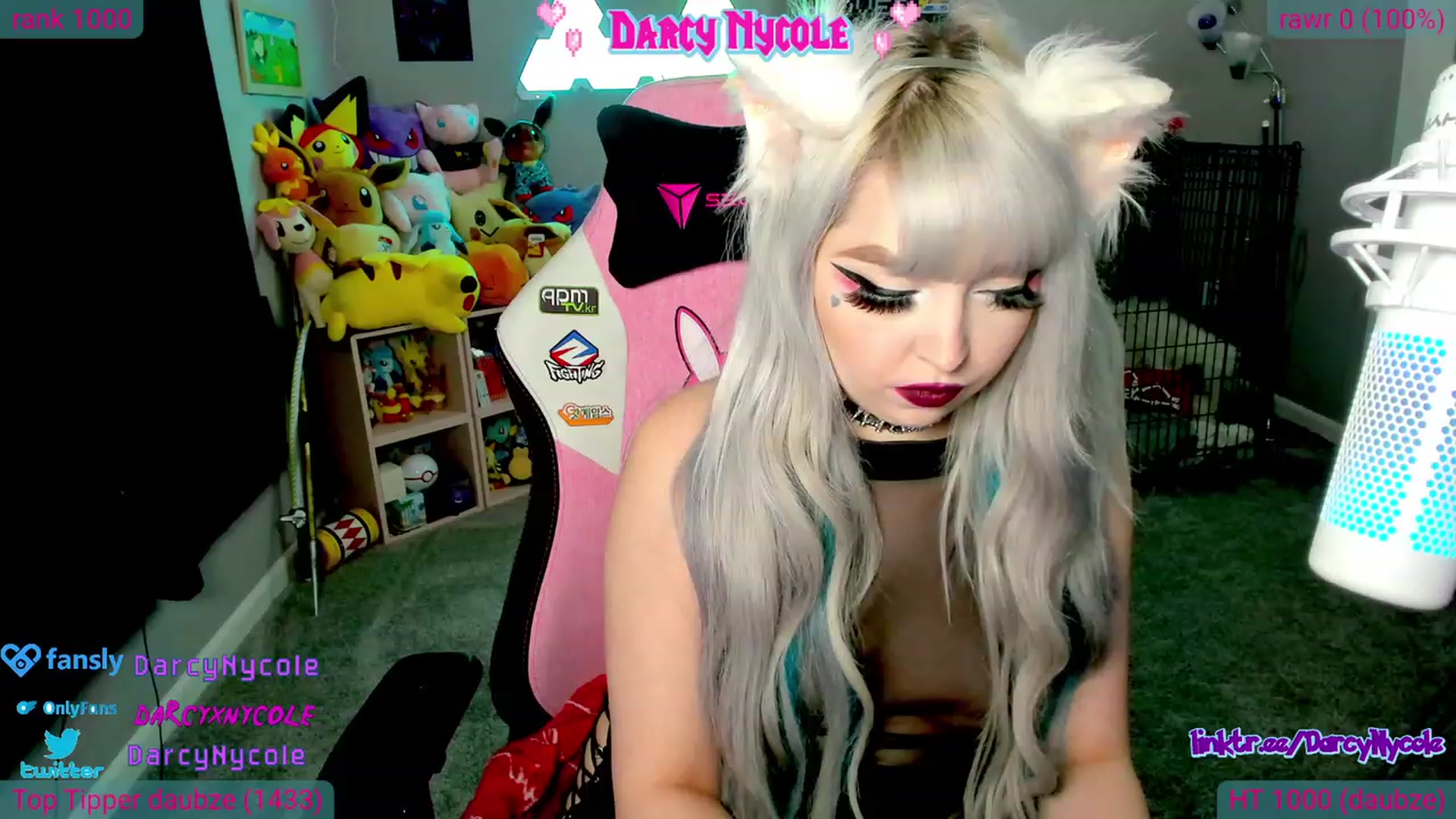 Gallery image thumbnail from DarcyNycole's myfreecams stream on, 09/04/2023, 02:58 image 11 of 20