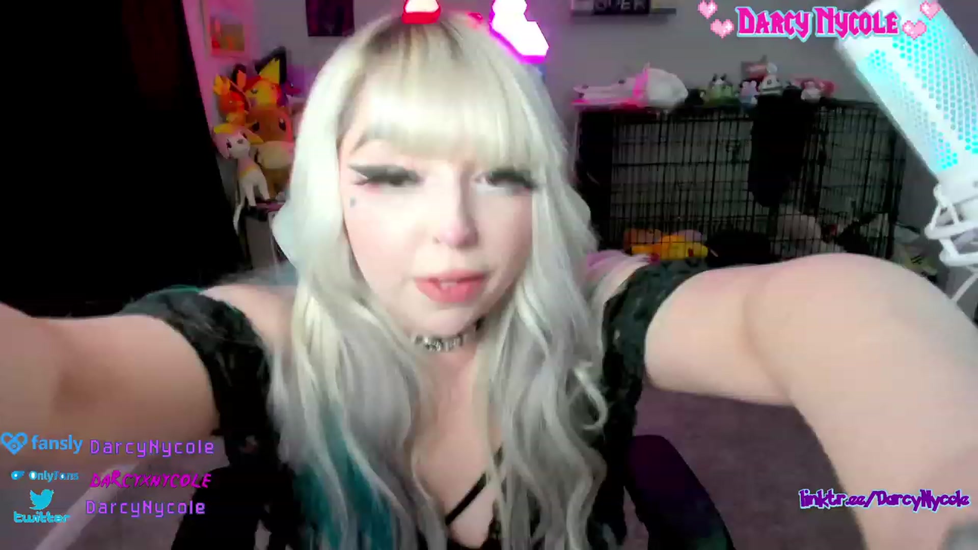 Gallery image thumbnail from DarcyNycole's myfreecams stream on, 09/26/2023, 05:07 image 4 of 20
