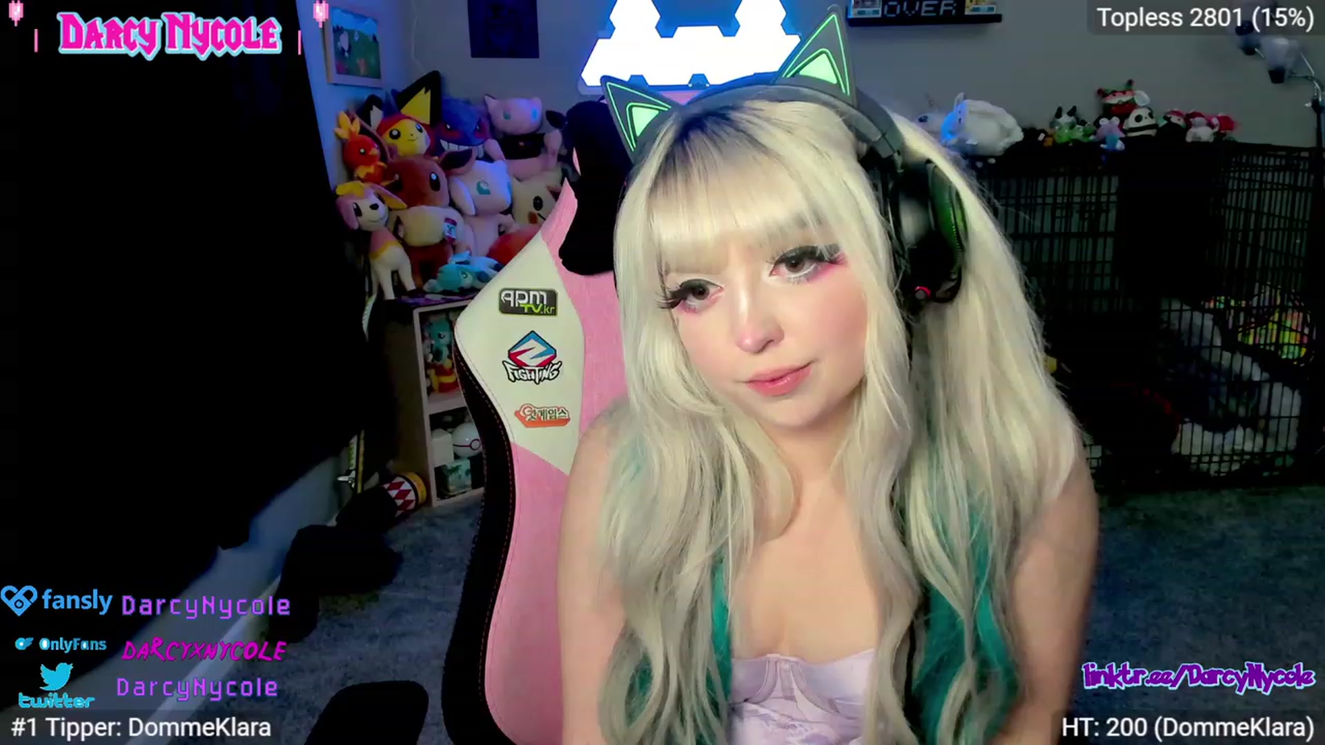 Gallery image thumbnail from DarcyNycole's myfreecams stream on, 09/28/2023, 07:56 image 8 of 20