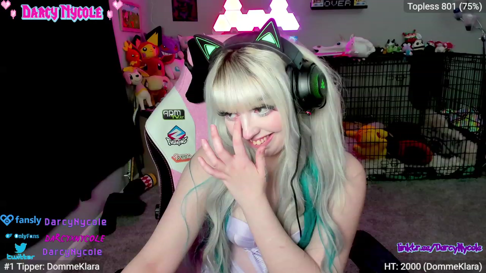 Gallery image thumbnail from DarcyNycole's myfreecams stream on, 09/28/2023, 07:56 image 9 of 20