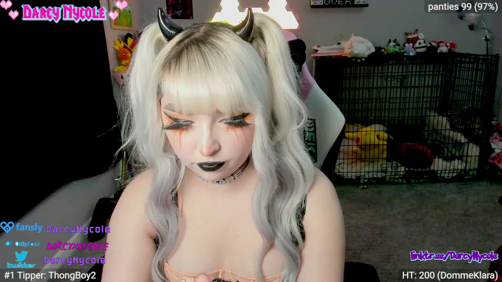 Gallery image thumbnail from DarcyNycole's myfreecams stream on, 09/30/2023, 07:23 image 3 of 20