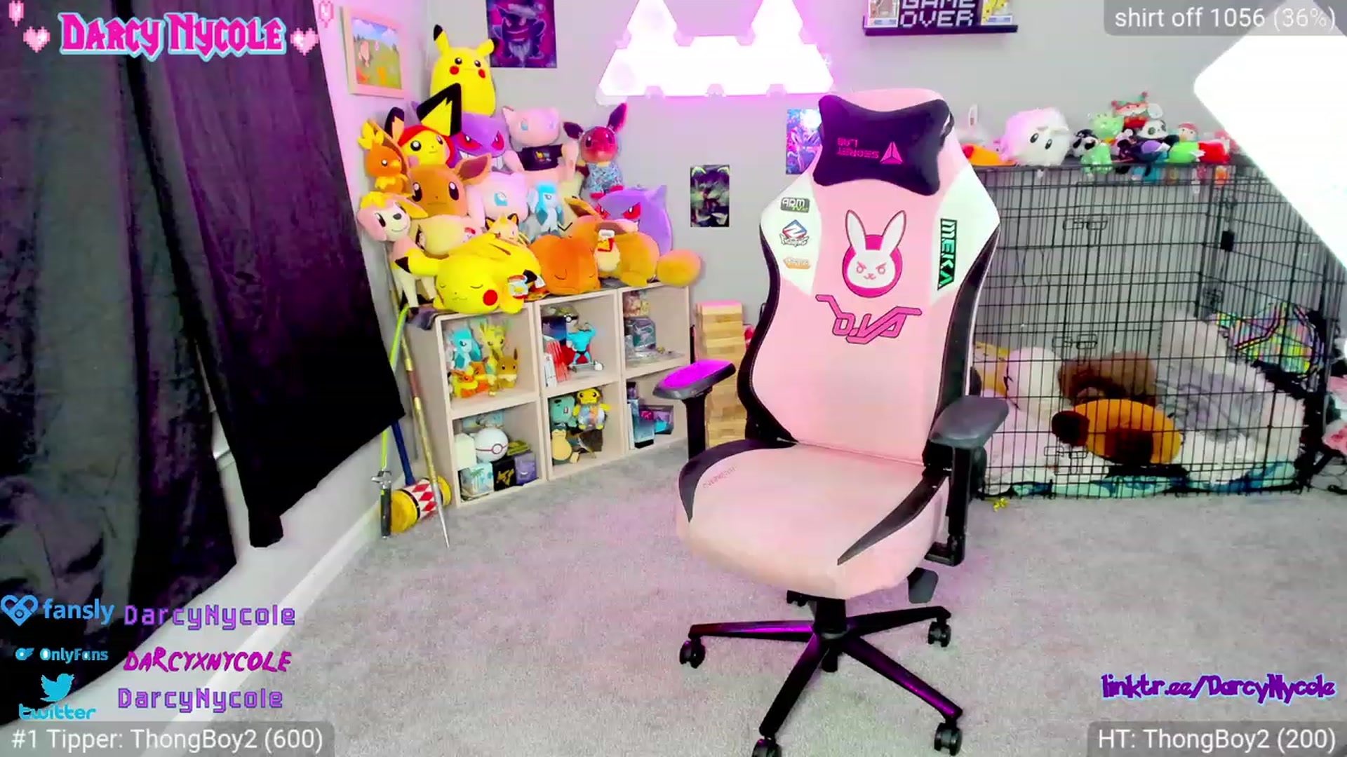 Gallery image thumbnail from DarcyNycole's myfreecams stream on, 10/16/2023, 04:57 image 18 of 20