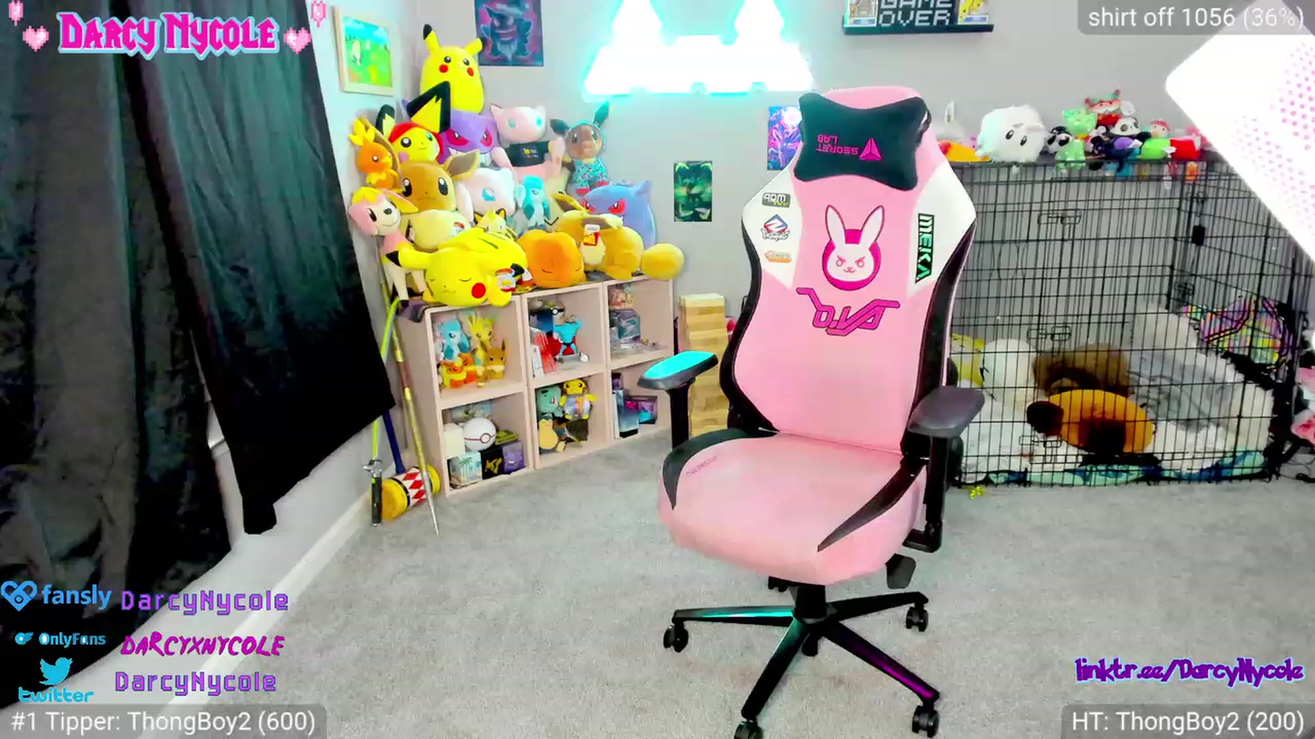 Gallery image thumbnail from DarcyNycole's myfreecams stream on, 10/16/2023, 04:57 image 17 of 20
