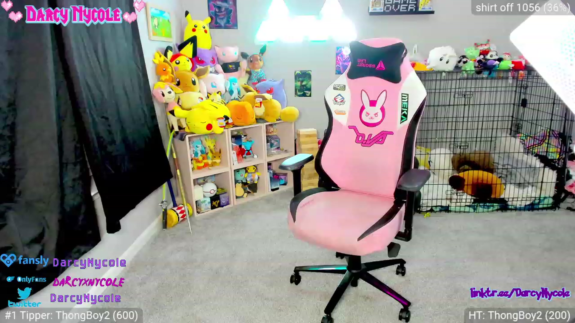 Gallery image thumbnail from DarcyNycole's myfreecams stream on, 10/16/2023, 04:57 image 16 of 20