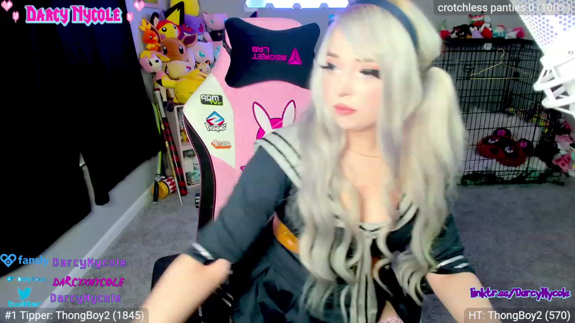 Gallery image thumbnail from DarcyNycole's myfreecams stream on, 10/17/2023, 08:47 image 17 of 20