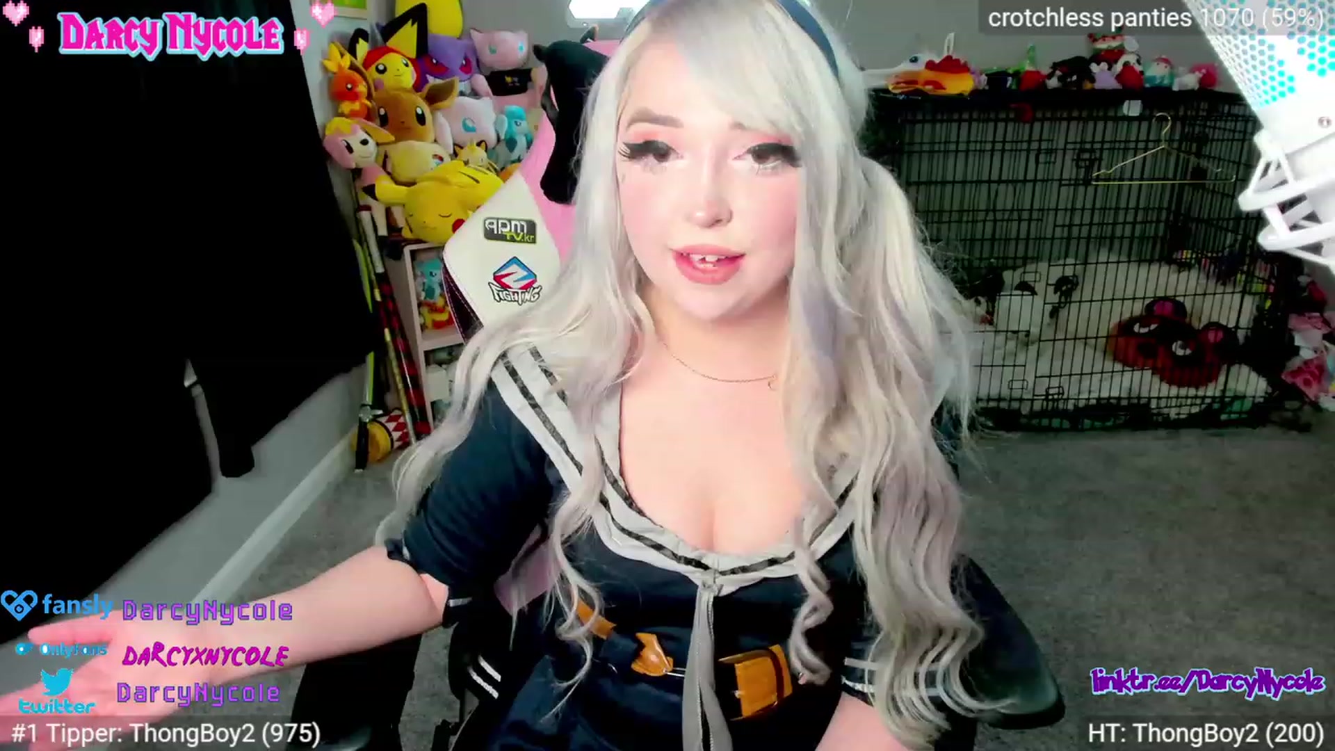 Gallery image thumbnail from DarcyNycole's myfreecams stream on, 10/17/2023, 08:47 image 8 of 20
