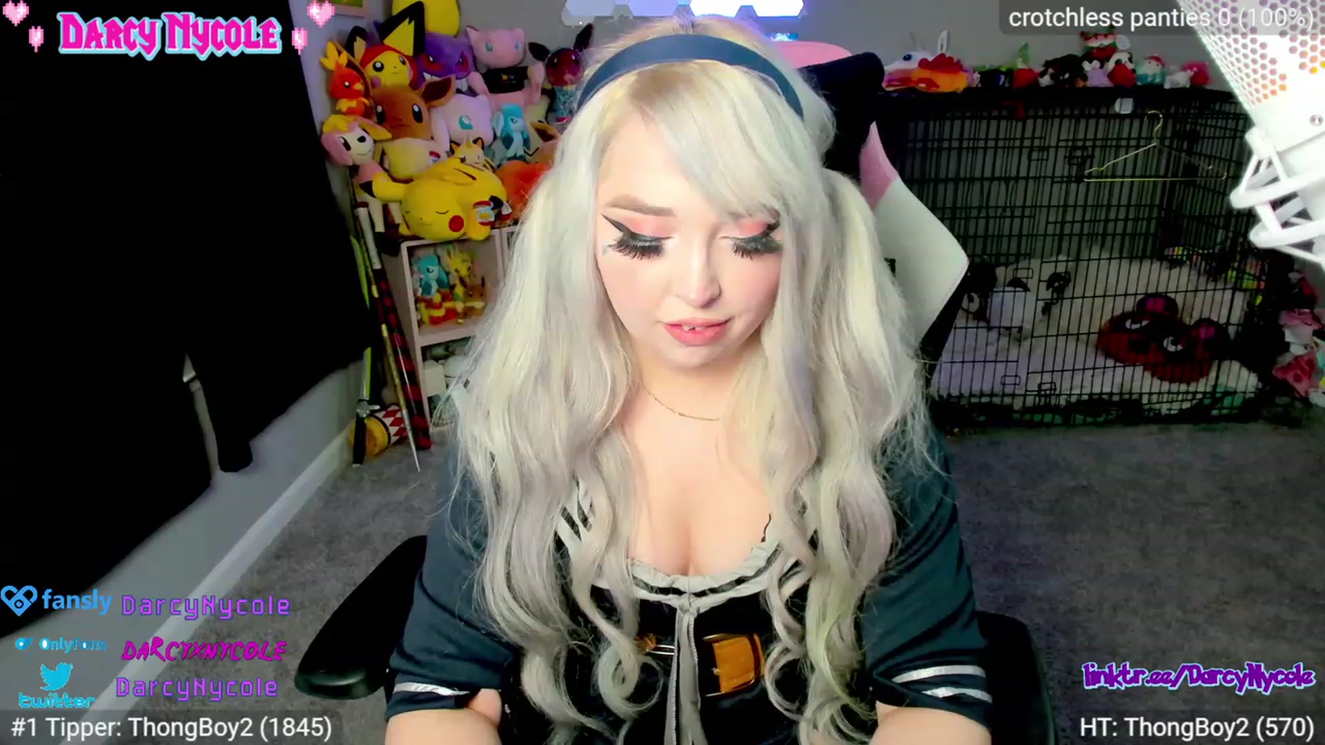 Gallery image thumbnail from DarcyNycole's myfreecams stream on, 10/17/2023, 08:47 image 19 of 20