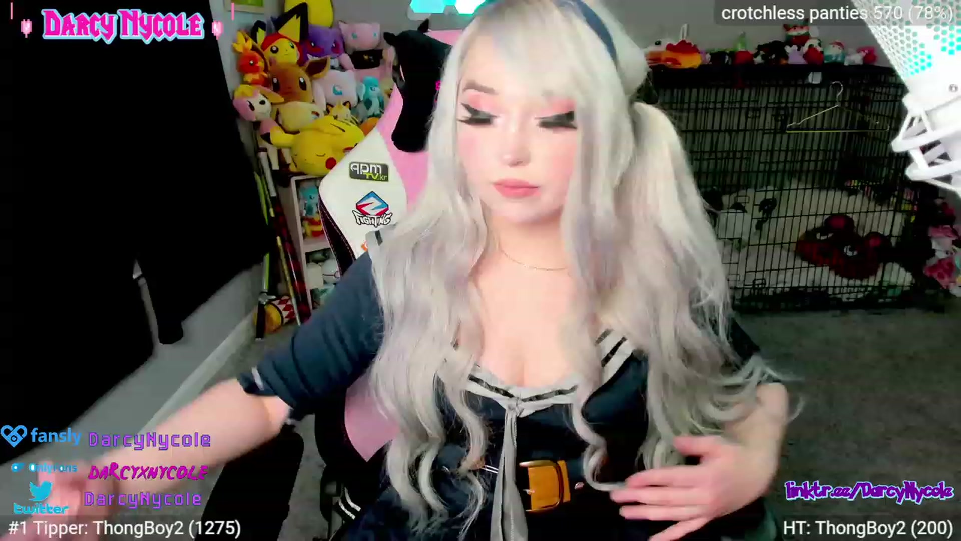 Gallery image thumbnail from DarcyNycole's myfreecams stream on, 10/17/2023, 08:47 image 14 of 20