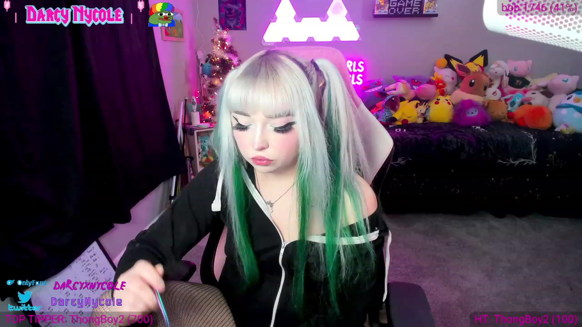 Gallery image thumbnail from DarcyNycole's myfreecams stream on, 12/22/2023, 10:39 image 2 of 20