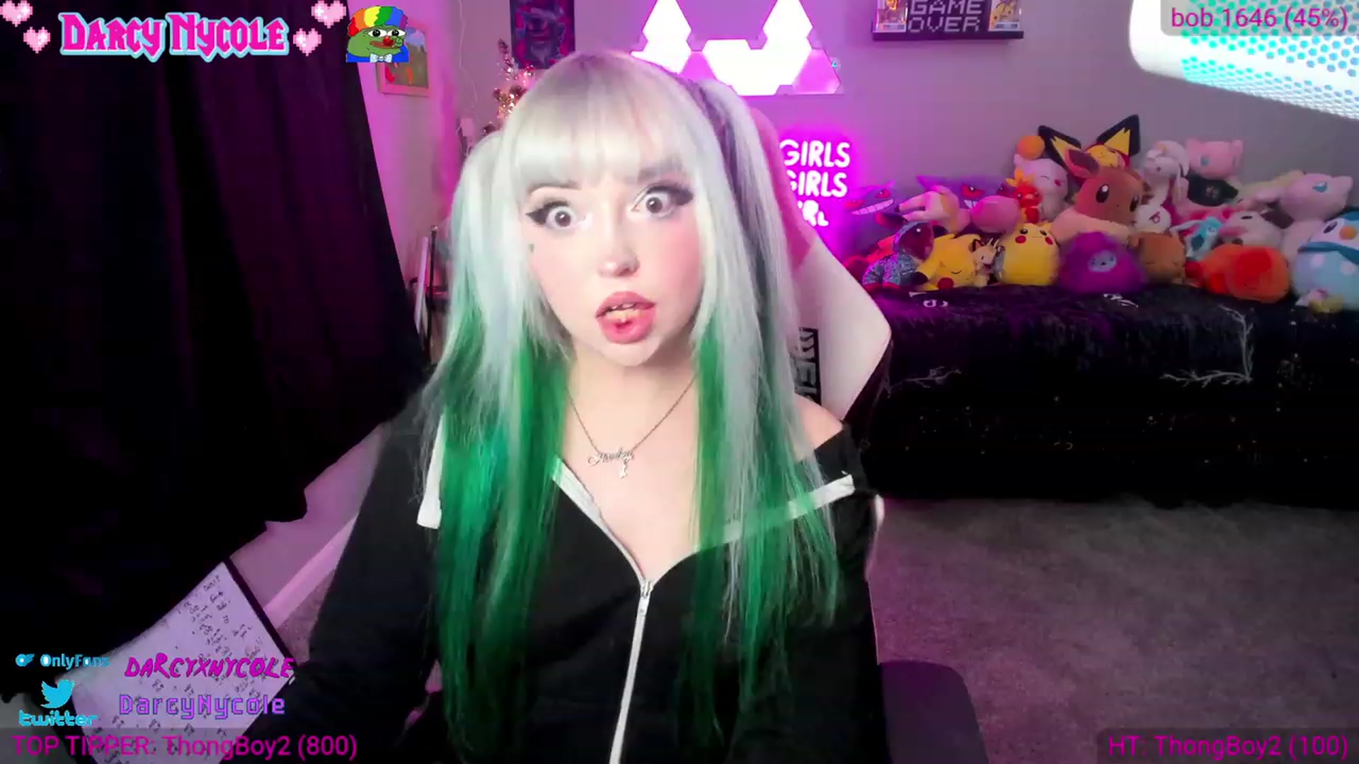 Gallery image thumbnail from DarcyNycole's myfreecams stream on, 12/22/2023, 10:39 image 5 of 20