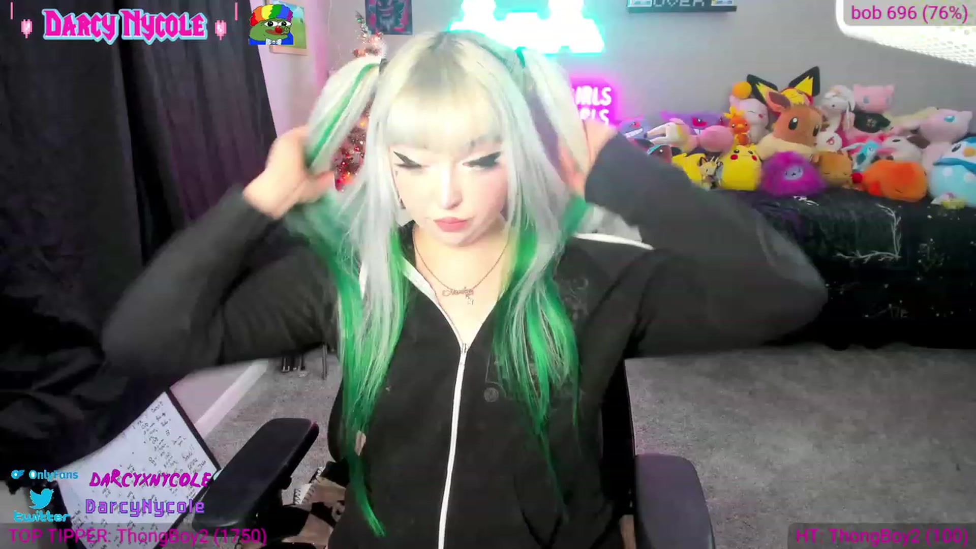 Gallery image thumbnail from DarcyNycole's myfreecams stream on, 12/22/2023, 10:39 image 19 of 20