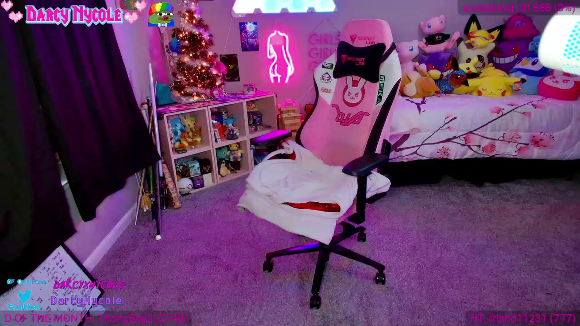 Gallery image thumbnail from DarcyNycole's myfreecams stream on, 01/21/2024, 12:14 image 14 of 20