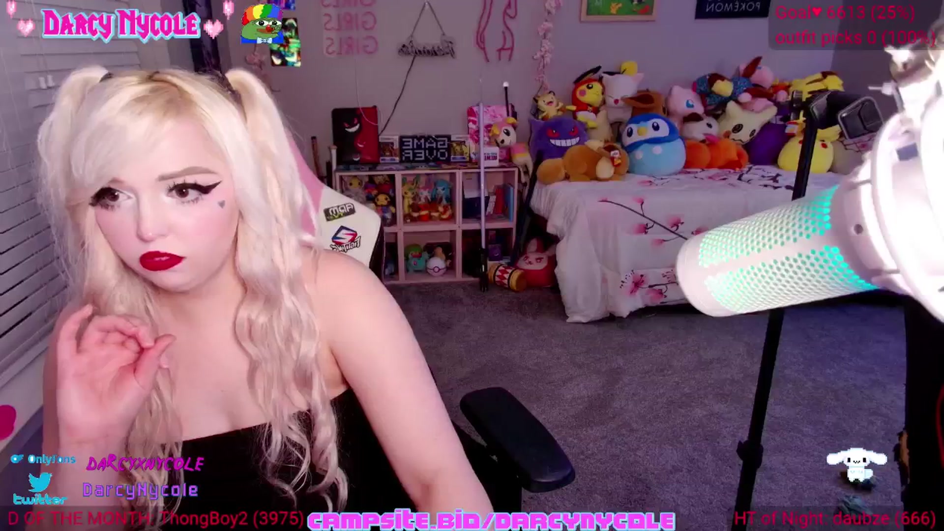 Gallery image thumbnail from DarcyNycole's myfreecams stream on, 05/19/2024, 04:04 image 3 of 20