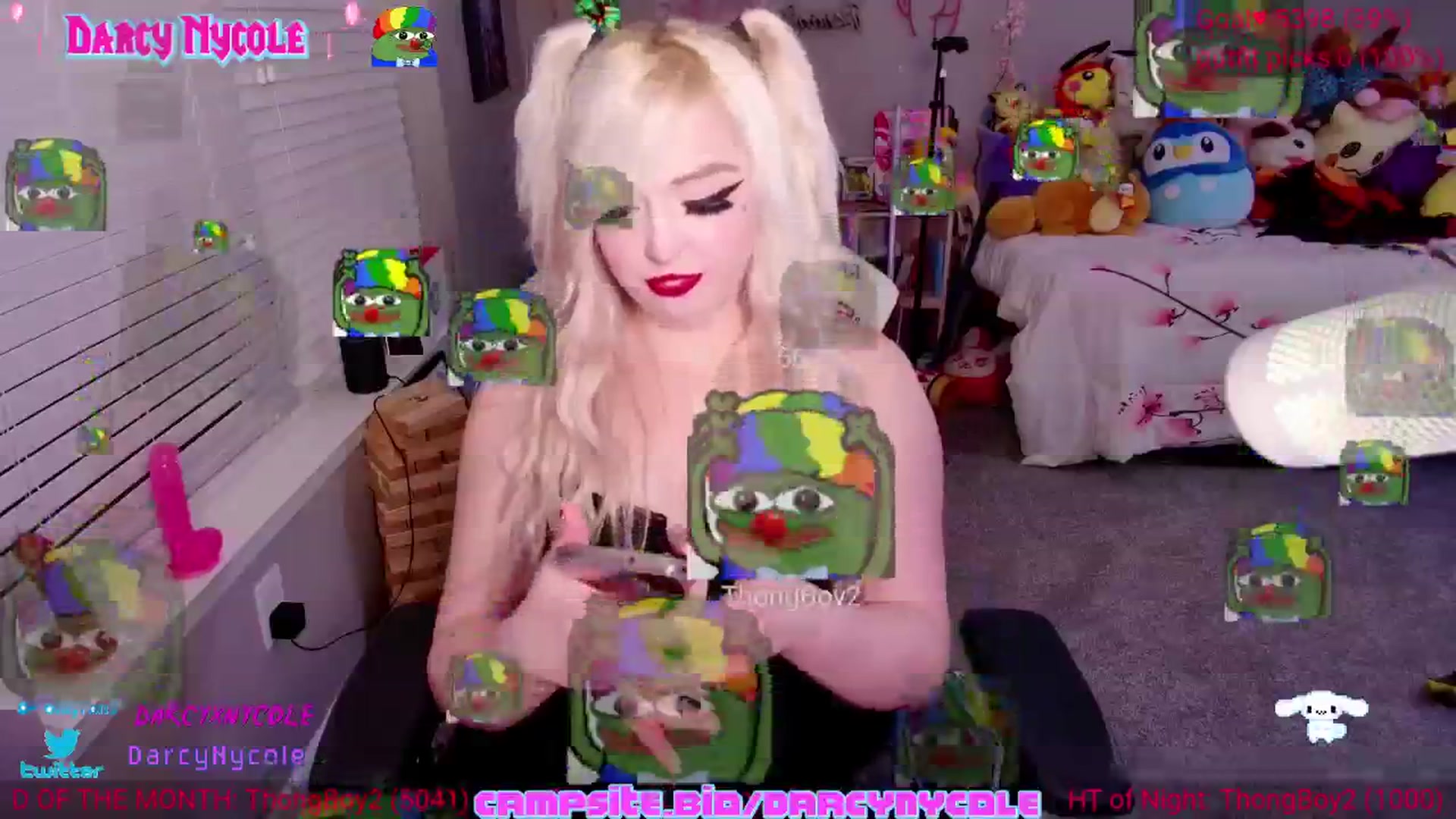 Gallery image thumbnail from DarcyNycole's myfreecams stream on, 05/19/2024, 04:04 image 13 of 20