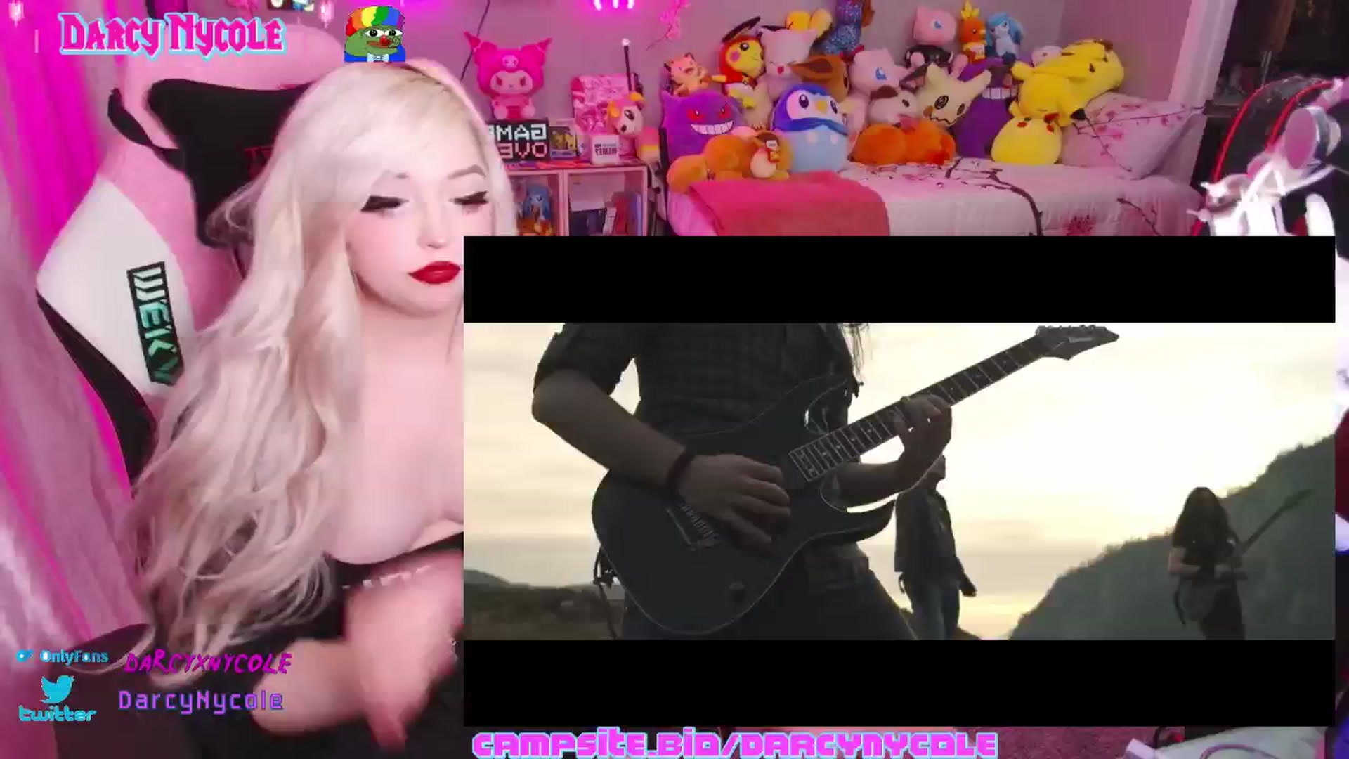 Gallery image thumbnail from DarcyNycole's myfreecams stream on, 06/03/2024, 07:56 image 9 of 20