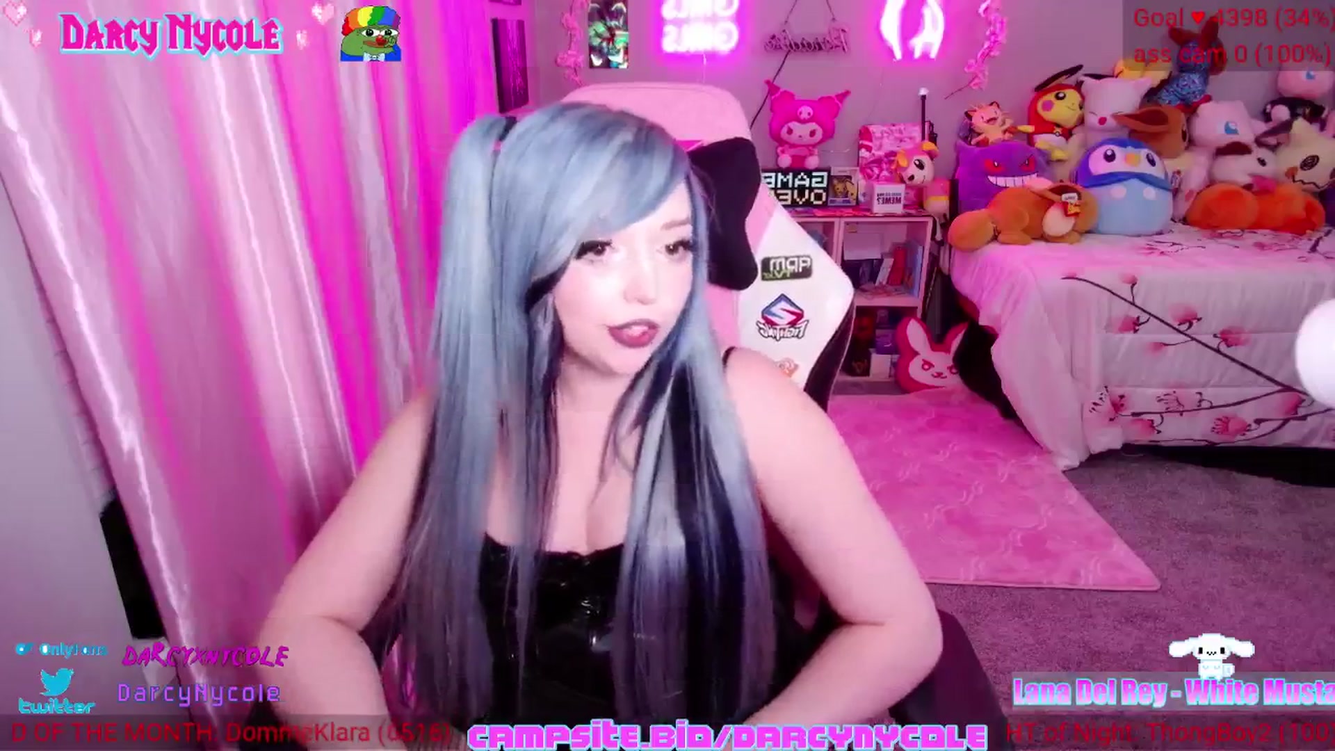 Gallery image thumbnail from DarcyNycole's myfreecams stream on, 06/23/2024, 10:05 image 20 of 20