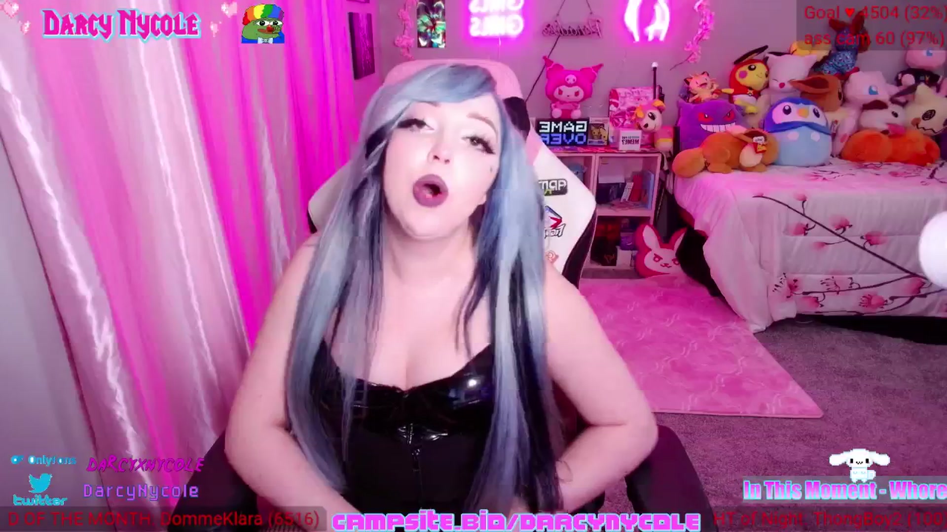 Gallery image thumbnail from DarcyNycole's myfreecams stream on, 06/23/2024, 10:05 image 18 of 20