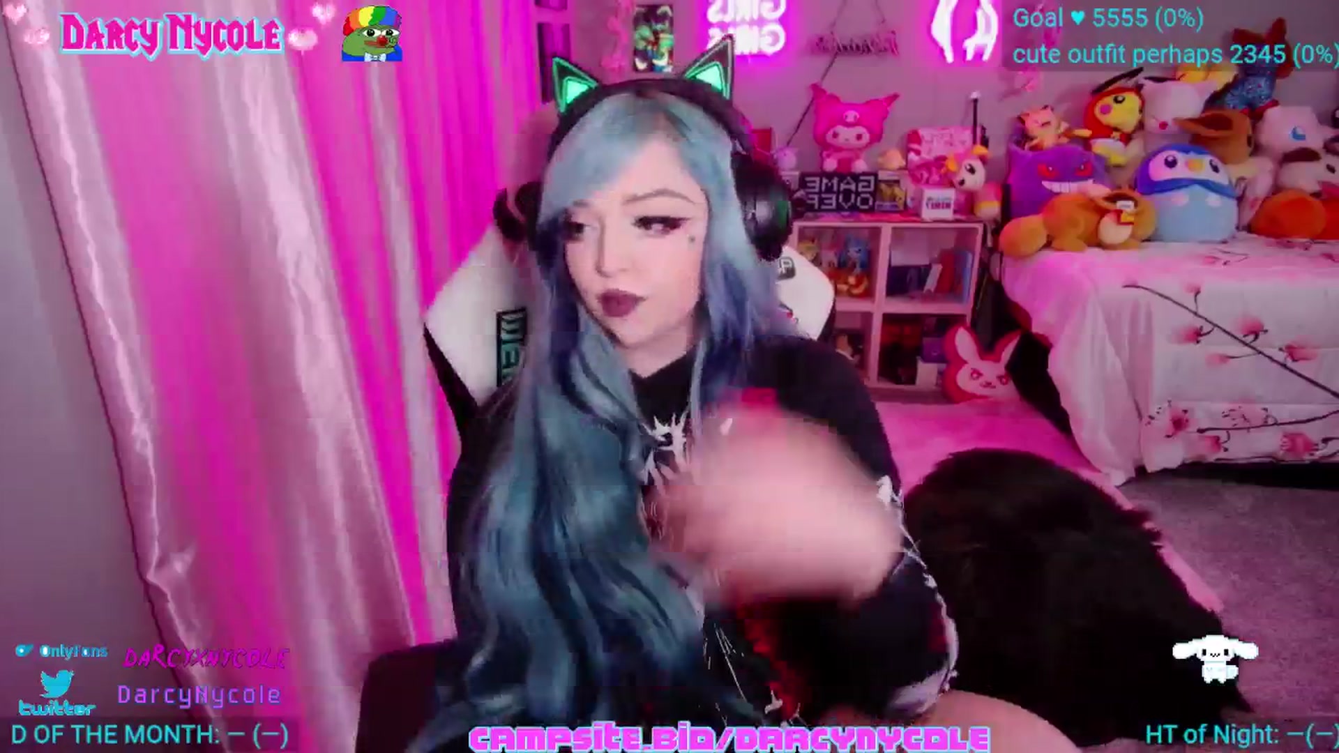 Gallery image thumbnail from DarcyNycole's myfreecams stream on, 07/08/2024, 07:12 image 5 of 20