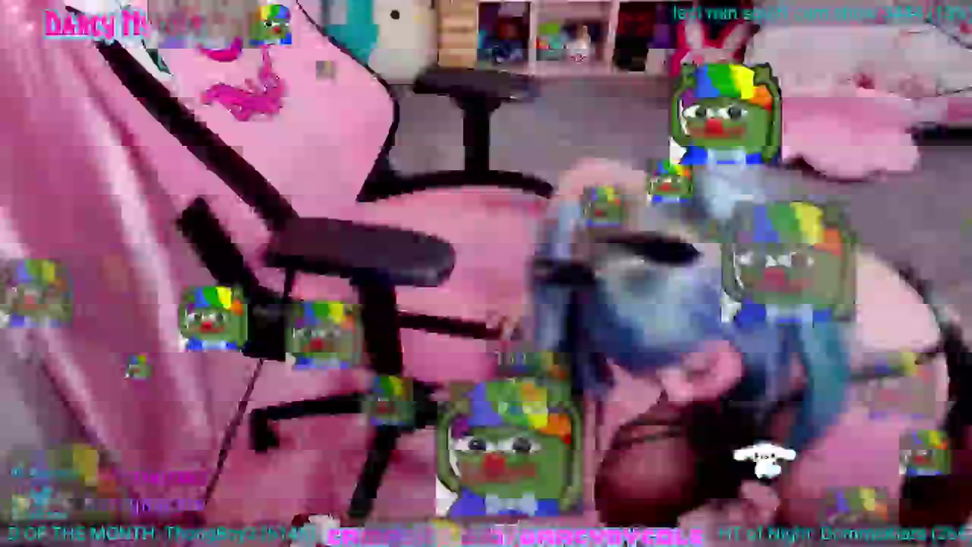 Gallery image thumbnail from DarcyNycole's myfreecams stream on, 08/20/2024, 07:25 image 14 of 20