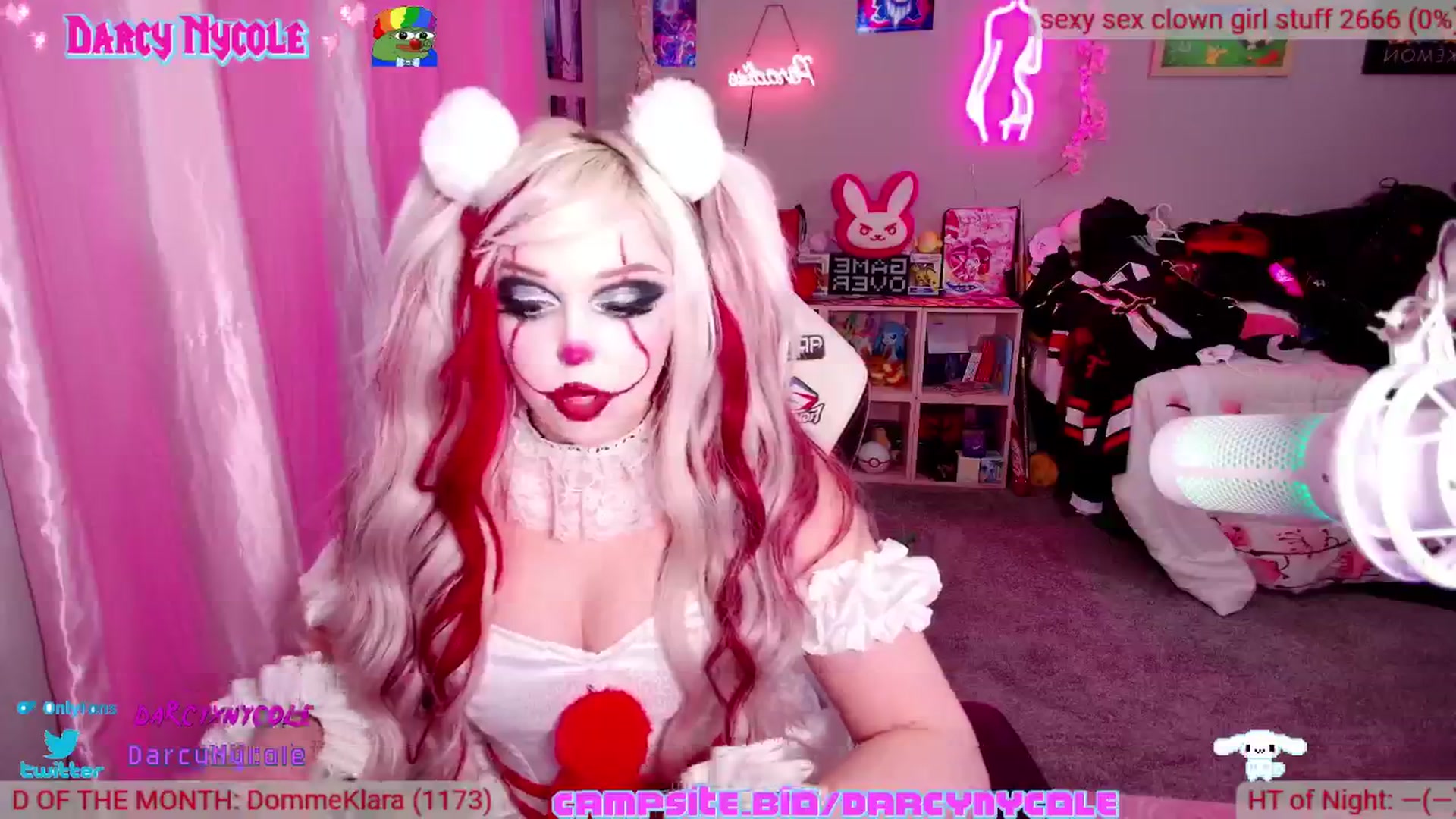 Gallery image thumbnail from DarcyNycole's myfreecams stream on, 10/15/2024, 05:10 image 8 of 20