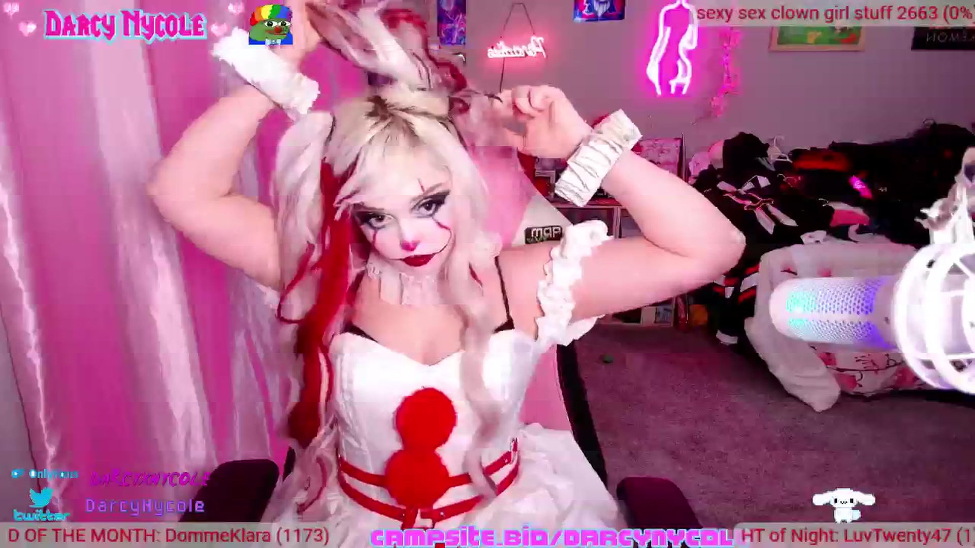 Gallery image thumbnail from DarcyNycole's myfreecams stream on, 10/15/2024, 05:10 image 16 of 20