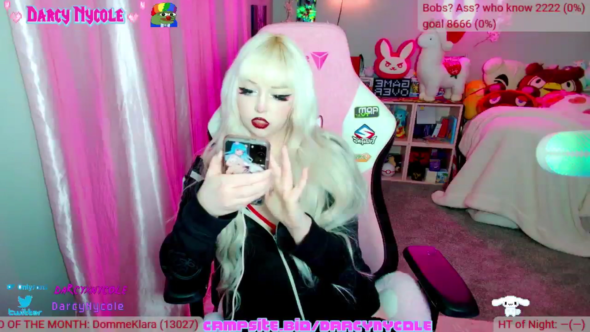 Gallery image thumbnail from DarcyNycole's myfreecams stream on, 10/30/2024, 10:12 image 19 of 20