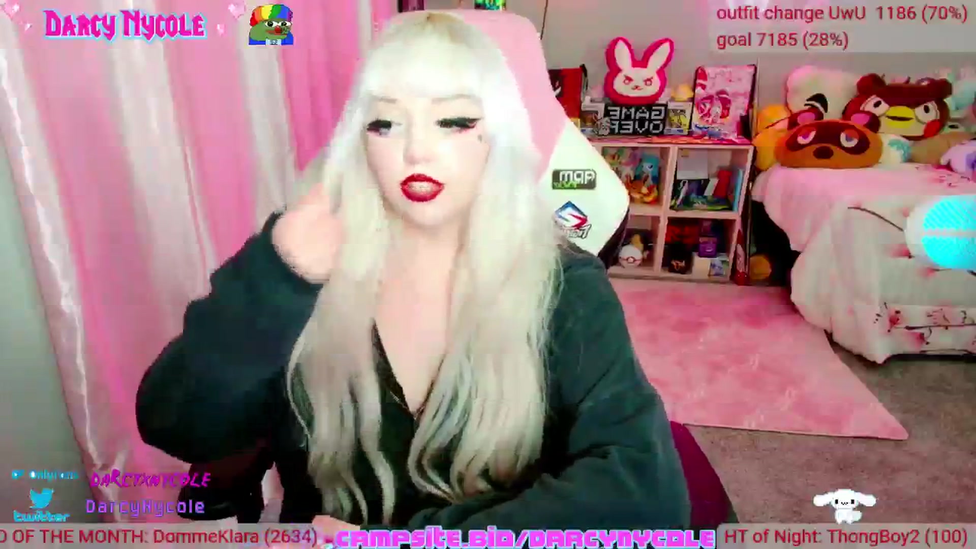 Gallery image thumbnail from DarcyNycole's myfreecams stream on, 11/10/2024, 09:44 image 4 of 20
