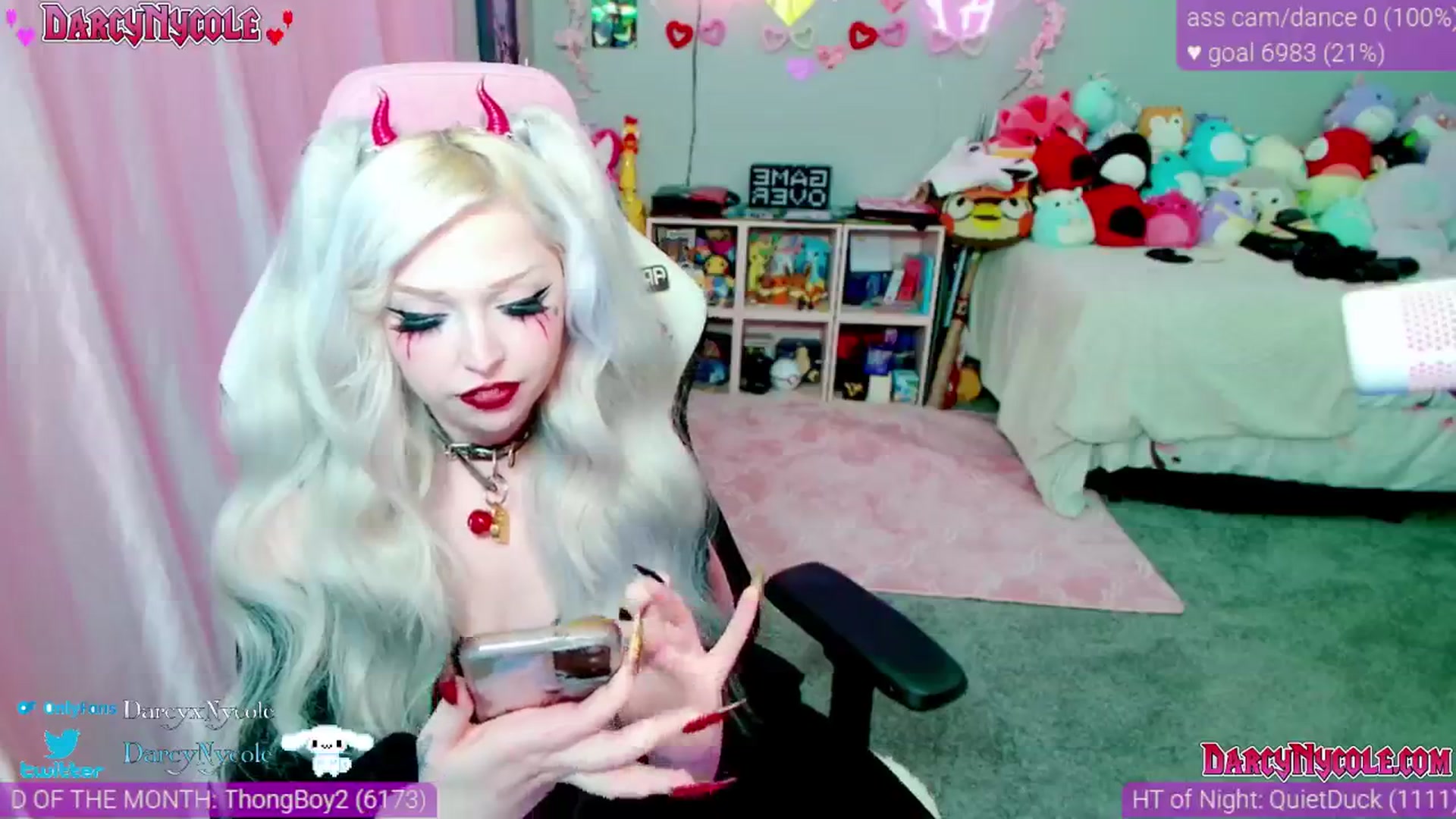 Gallery image thumbnail from DarcyNycole's myfreecams stream on, 02/23/2025, 10:27 image 17 of 20