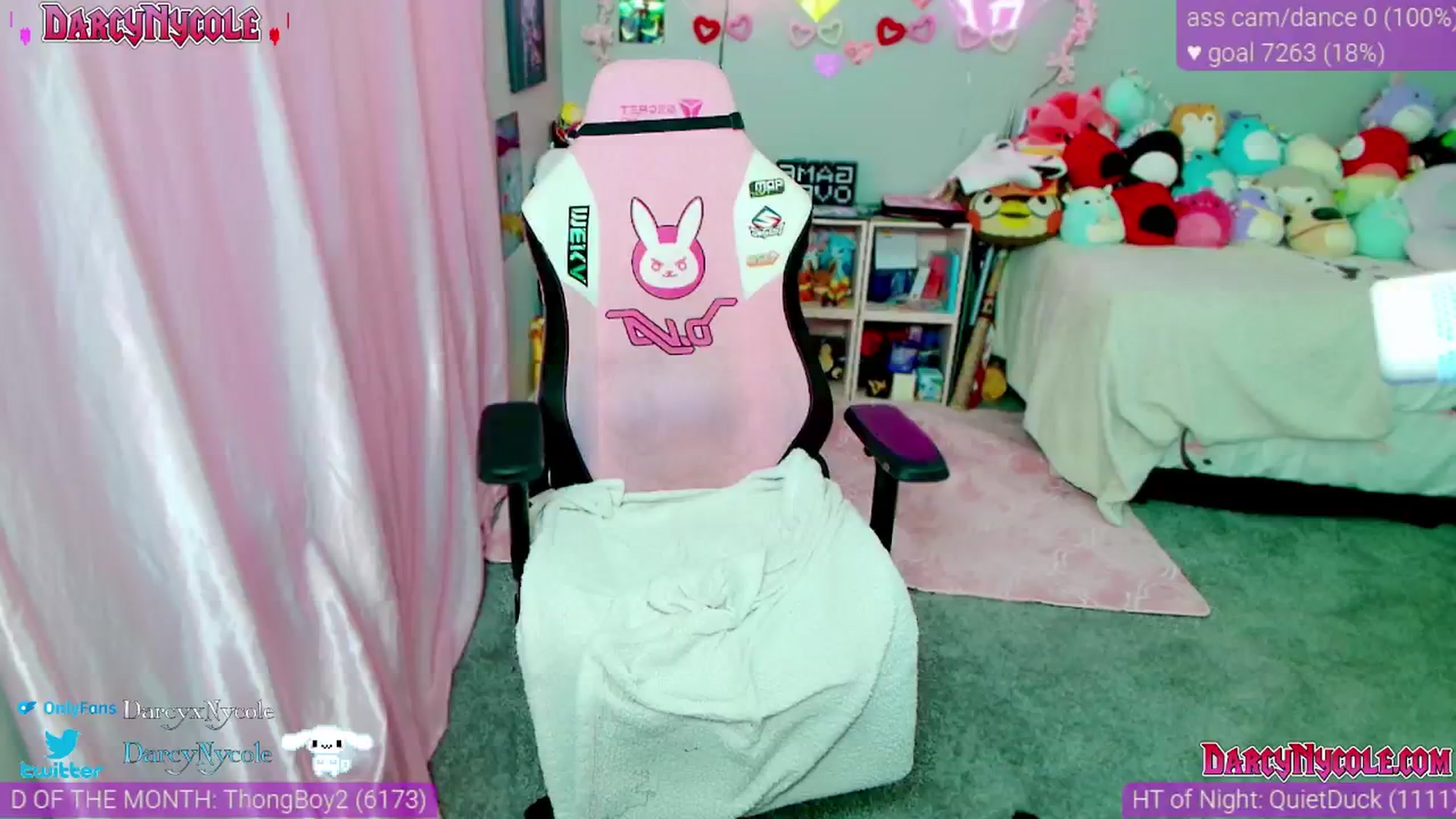 Gallery image thumbnail from DarcyNycole's myfreecams stream on, 02/23/2025, 10:27 image 4 of 20