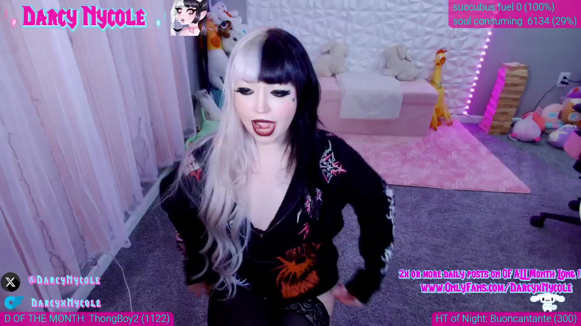 Gallery image thumbnail from DarcyNycole's myfreecams stream on, 08/01/2025, 09:31 image 14 of 20