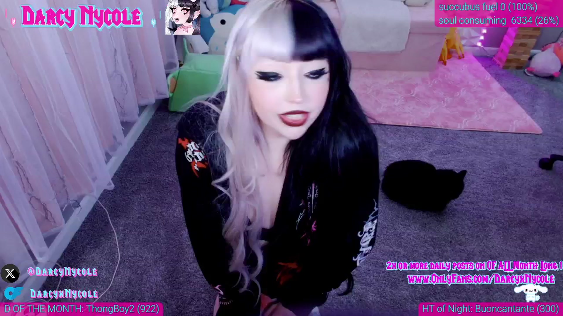 Gallery image thumbnail from DarcyNycole's myfreecams stream on, 08/01/2025, 09:31 image 7 of 20