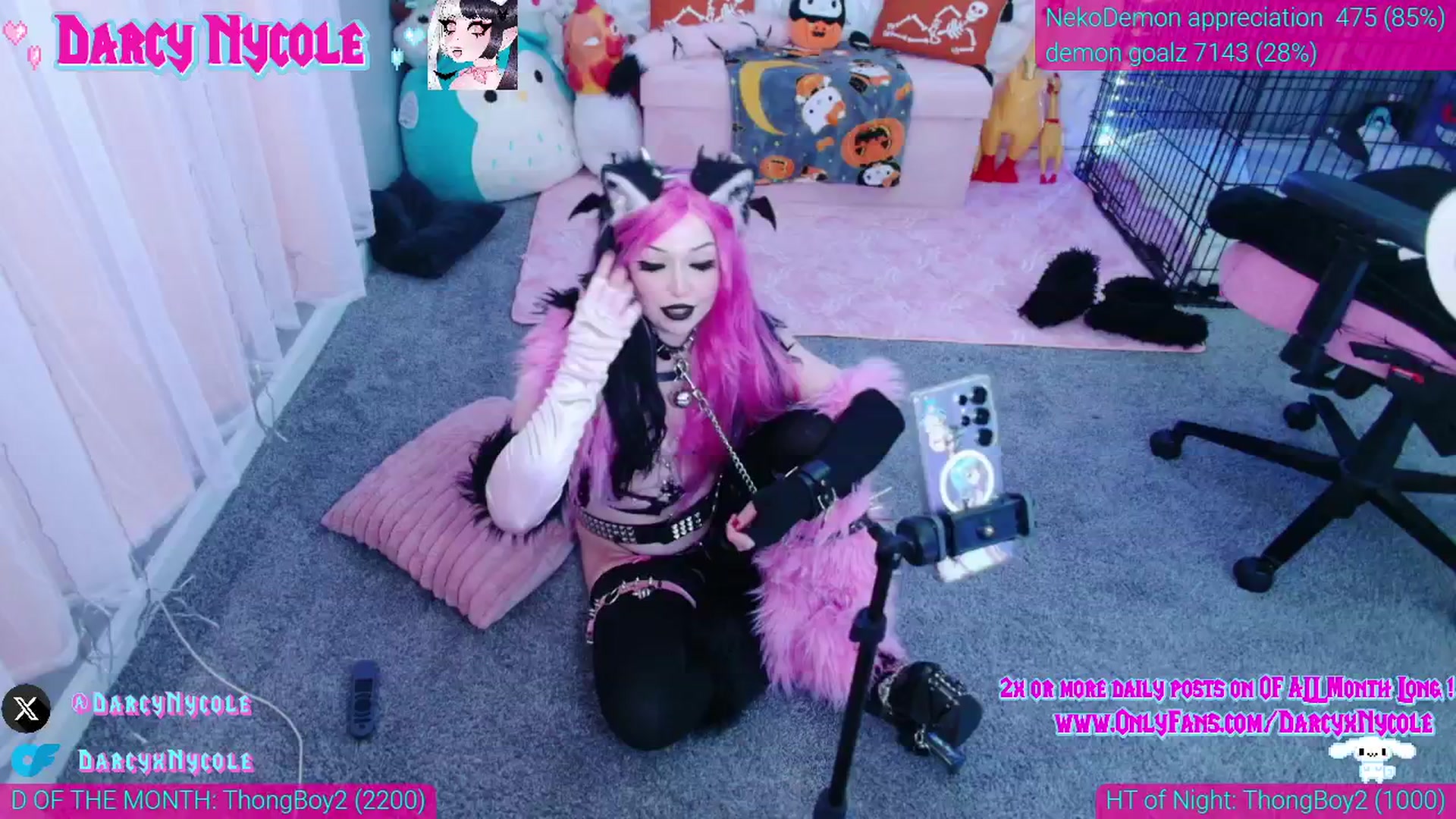 Gallery image thumbnail from DarcyNycole's myfreecams stream on, 10/16/2025, 09:28 image 17 of 20