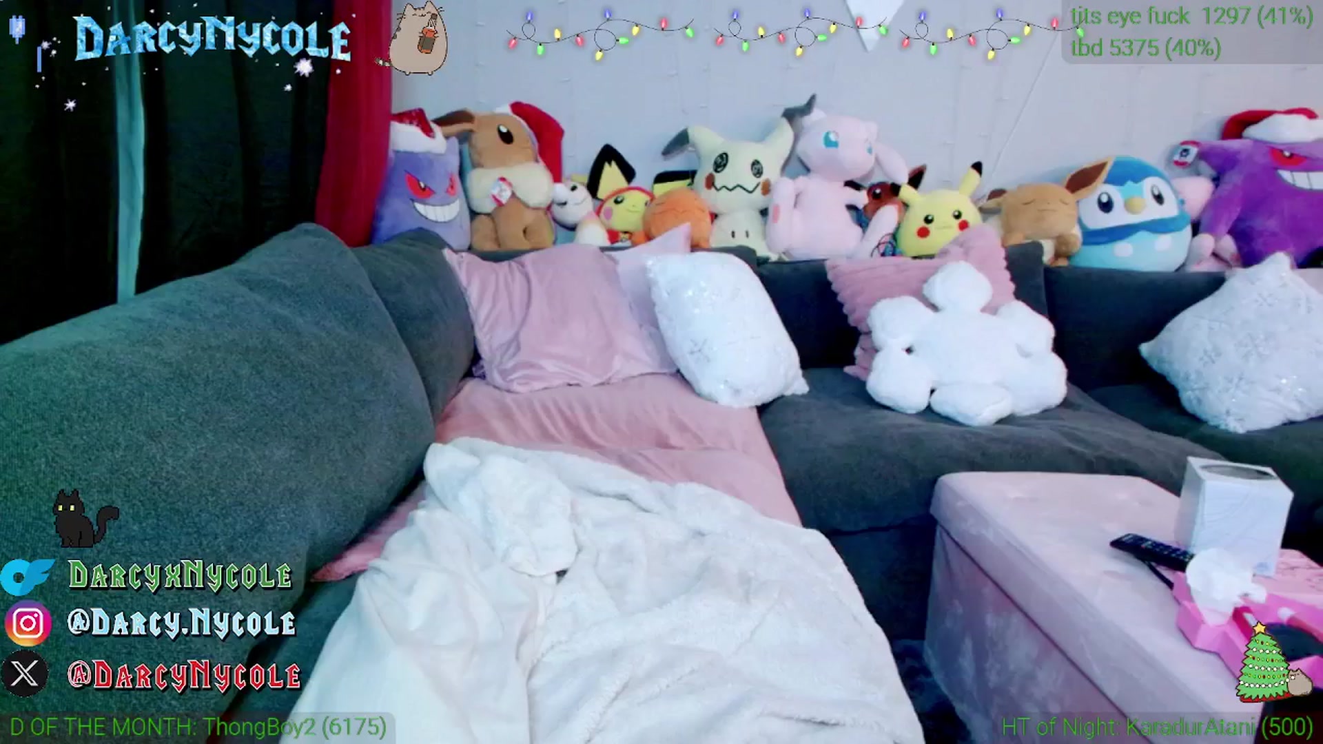 Gallery image thumbnail from DarcyNycole's myfreecams stream on, 11/28/2025, 11:25 image 15 of 20