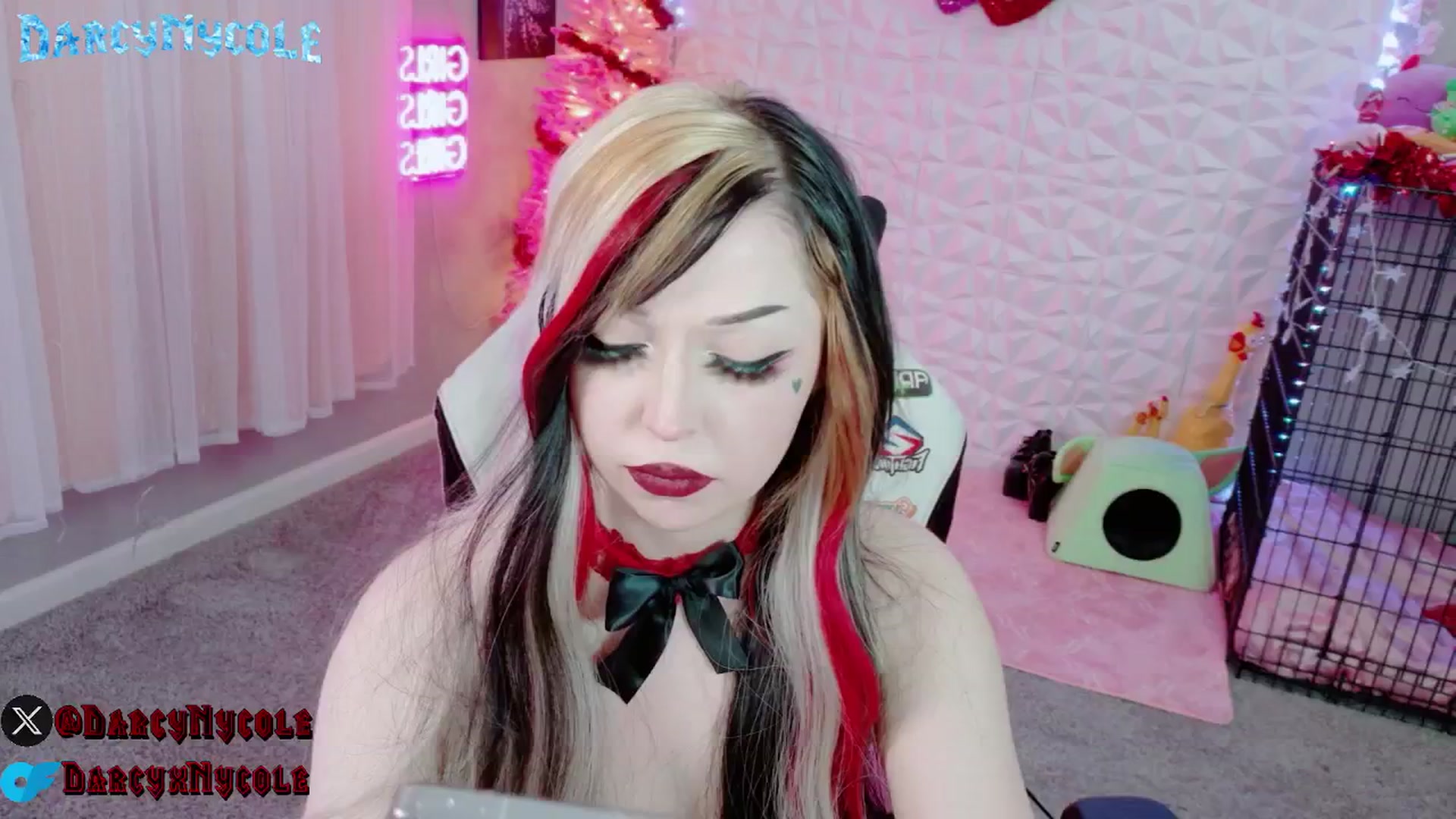 Gallery image thumbnail from DarcyNycole's myfreecams stream on, 02/03/2026, 11:06 image 3 of 20