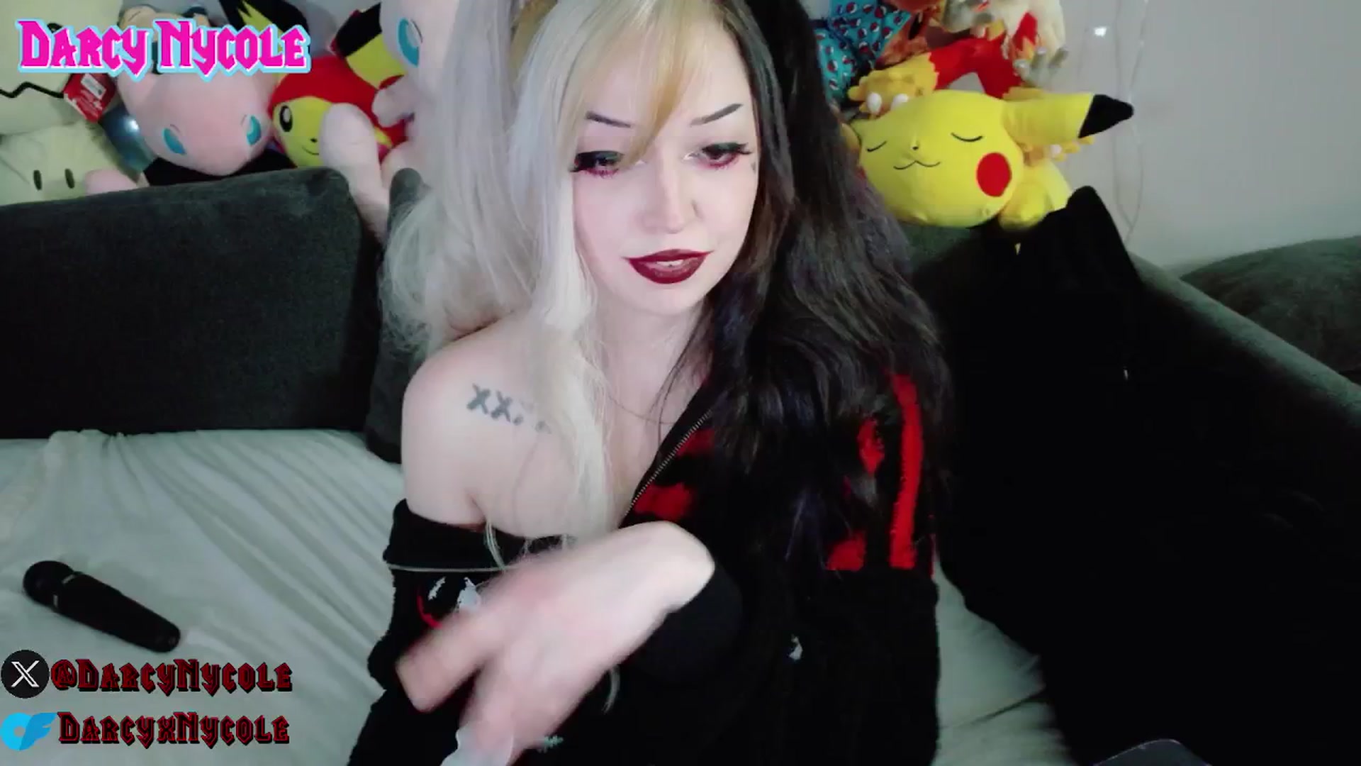 Gallery image thumbnail from DarcyNycole's myfreecams stream on, 04/01/2026, 08:37 image 3 of 20